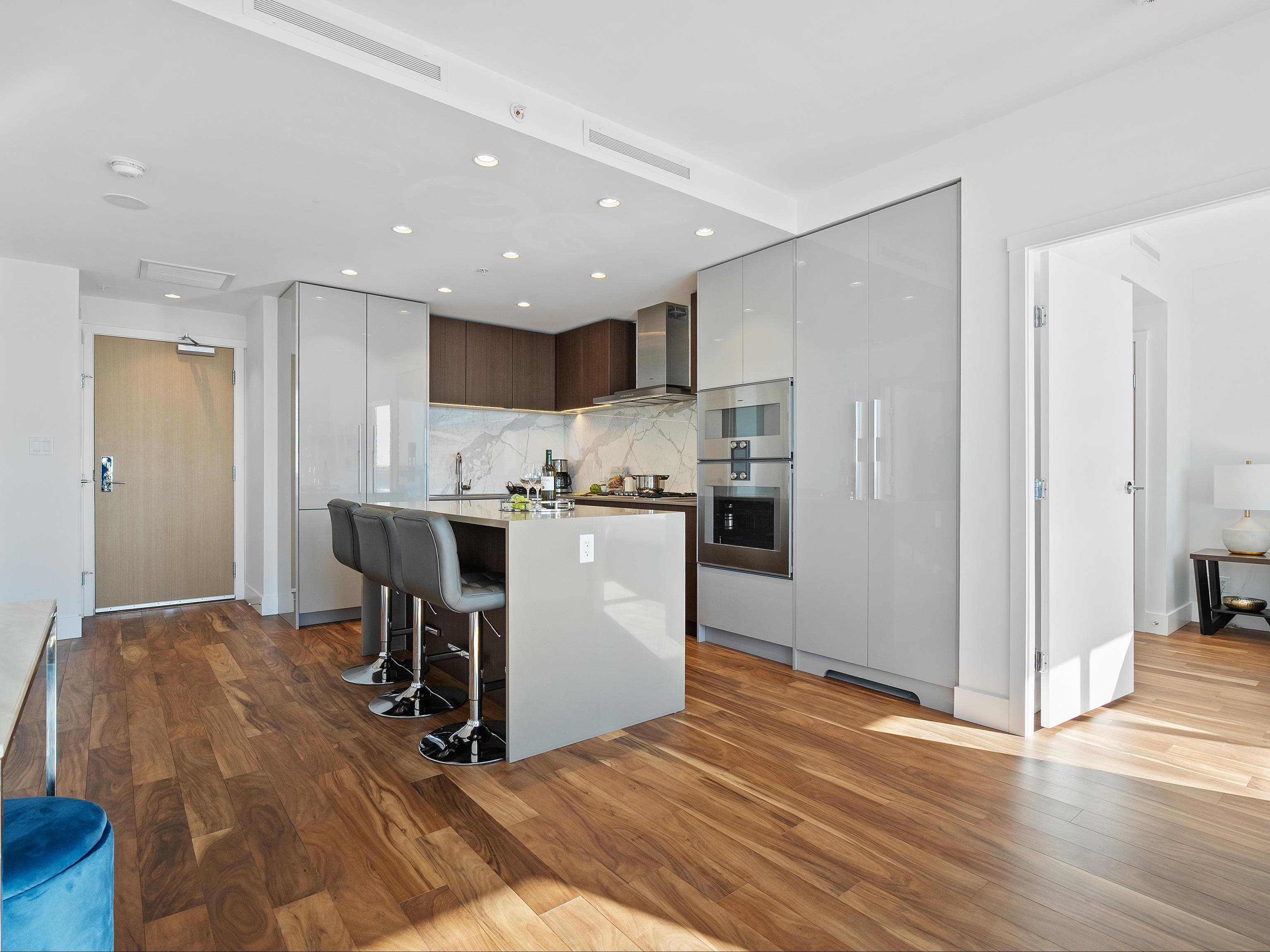 Listing image of 2004 1632 LIONS GATE LANE