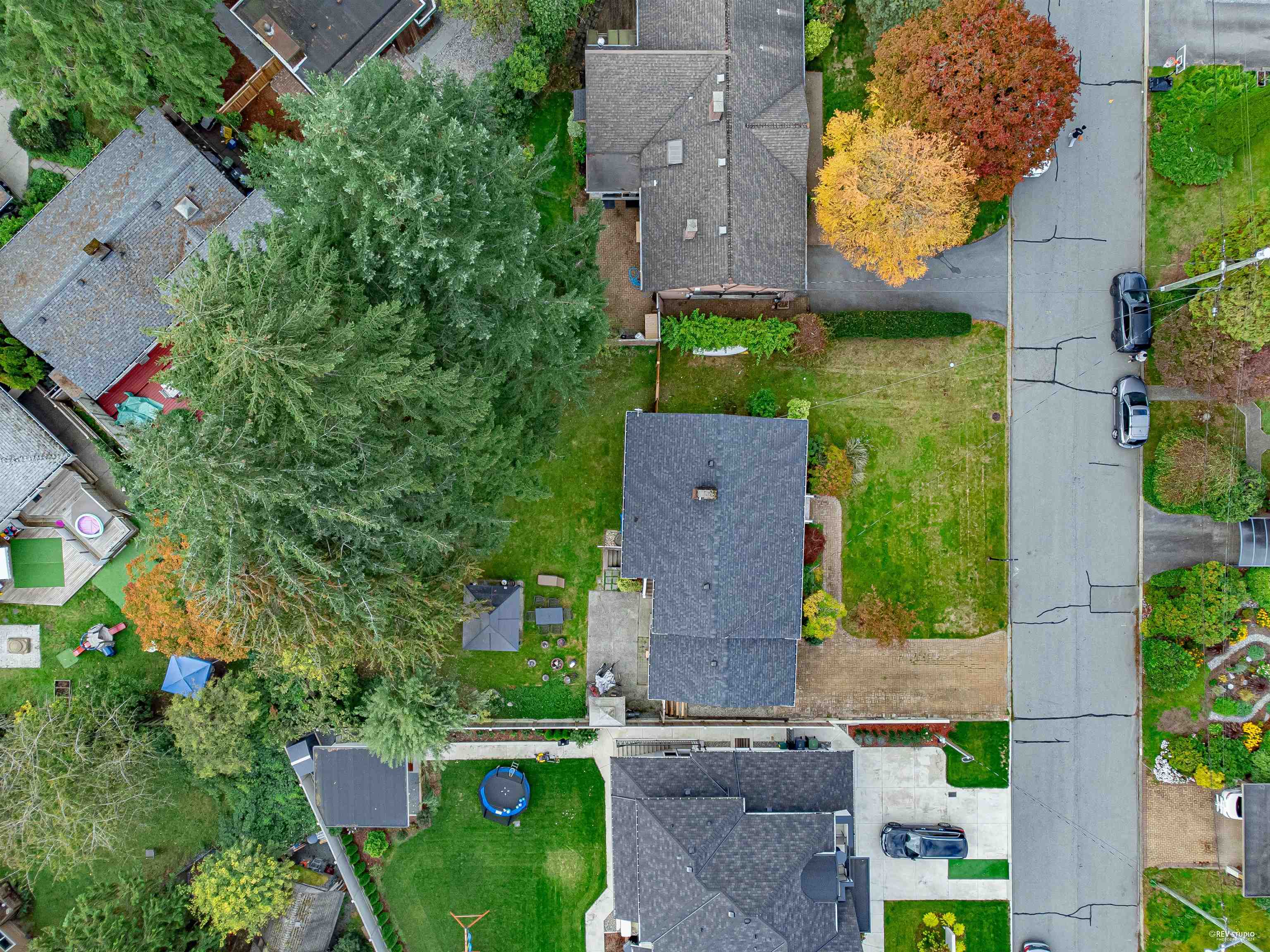 Listing image of 1075 RUTHINA AVENUE