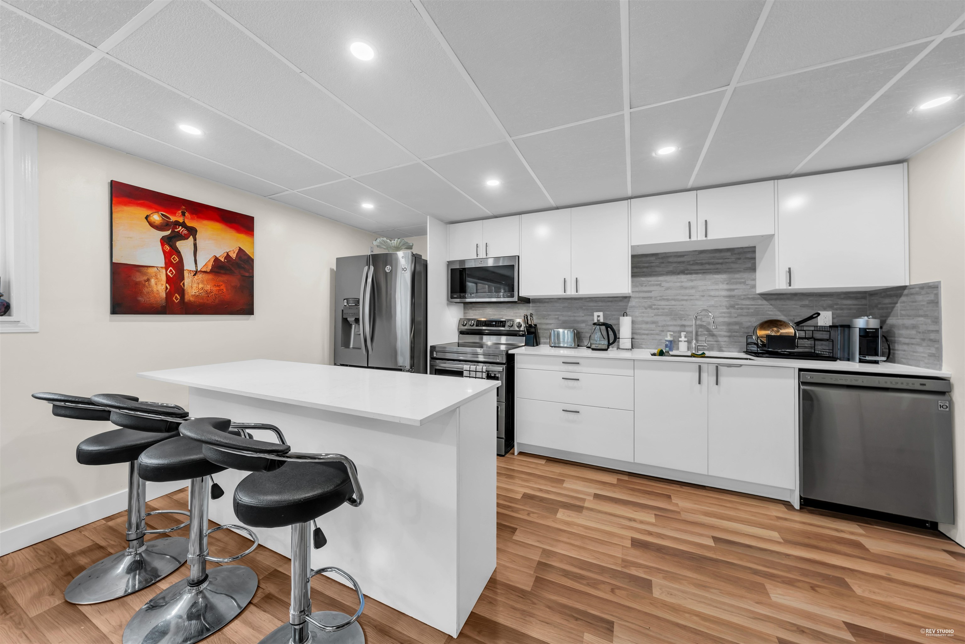 Listing image of 1075 RUTHINA AVENUE