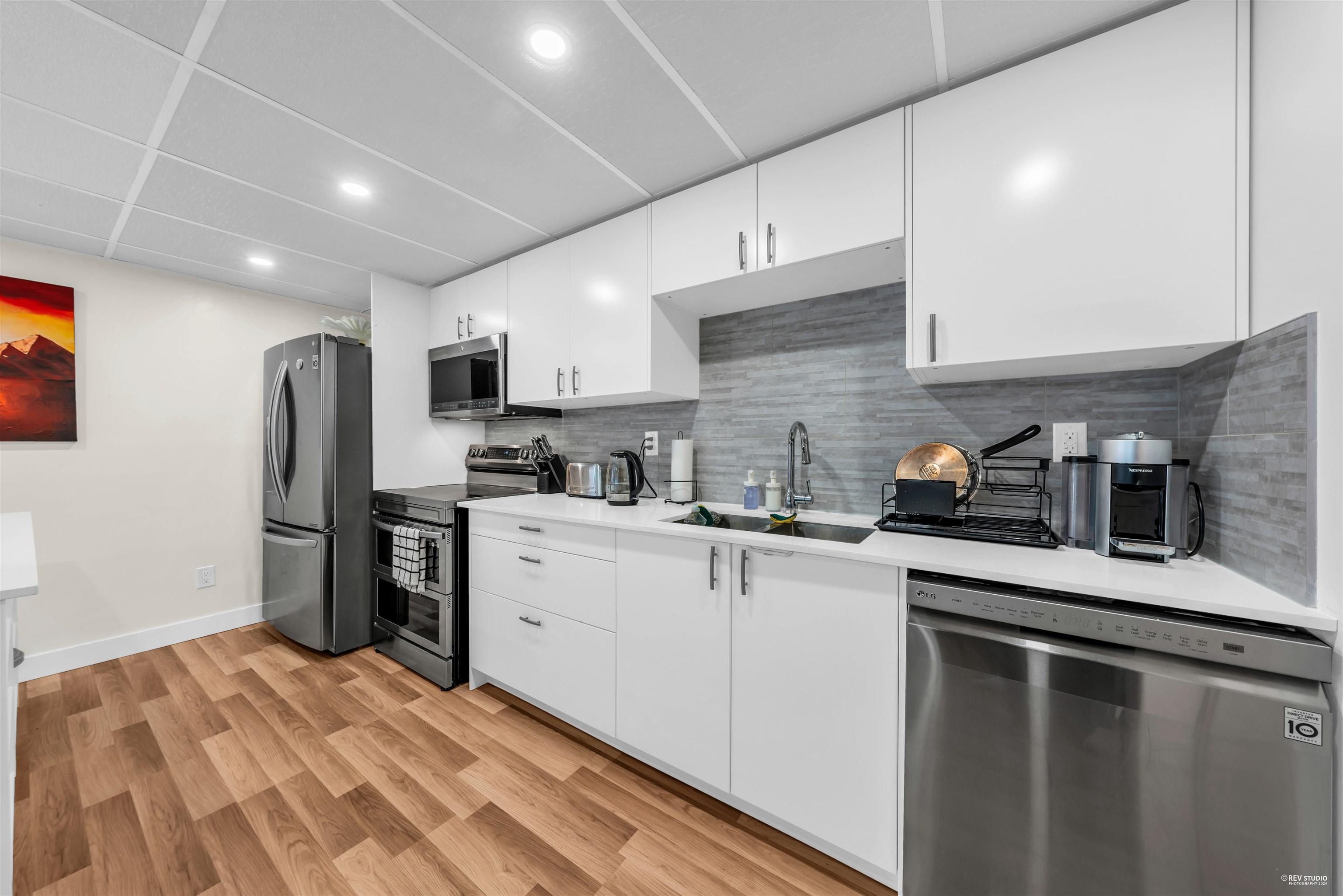 Listing image of 1075 RUTHINA AVENUE