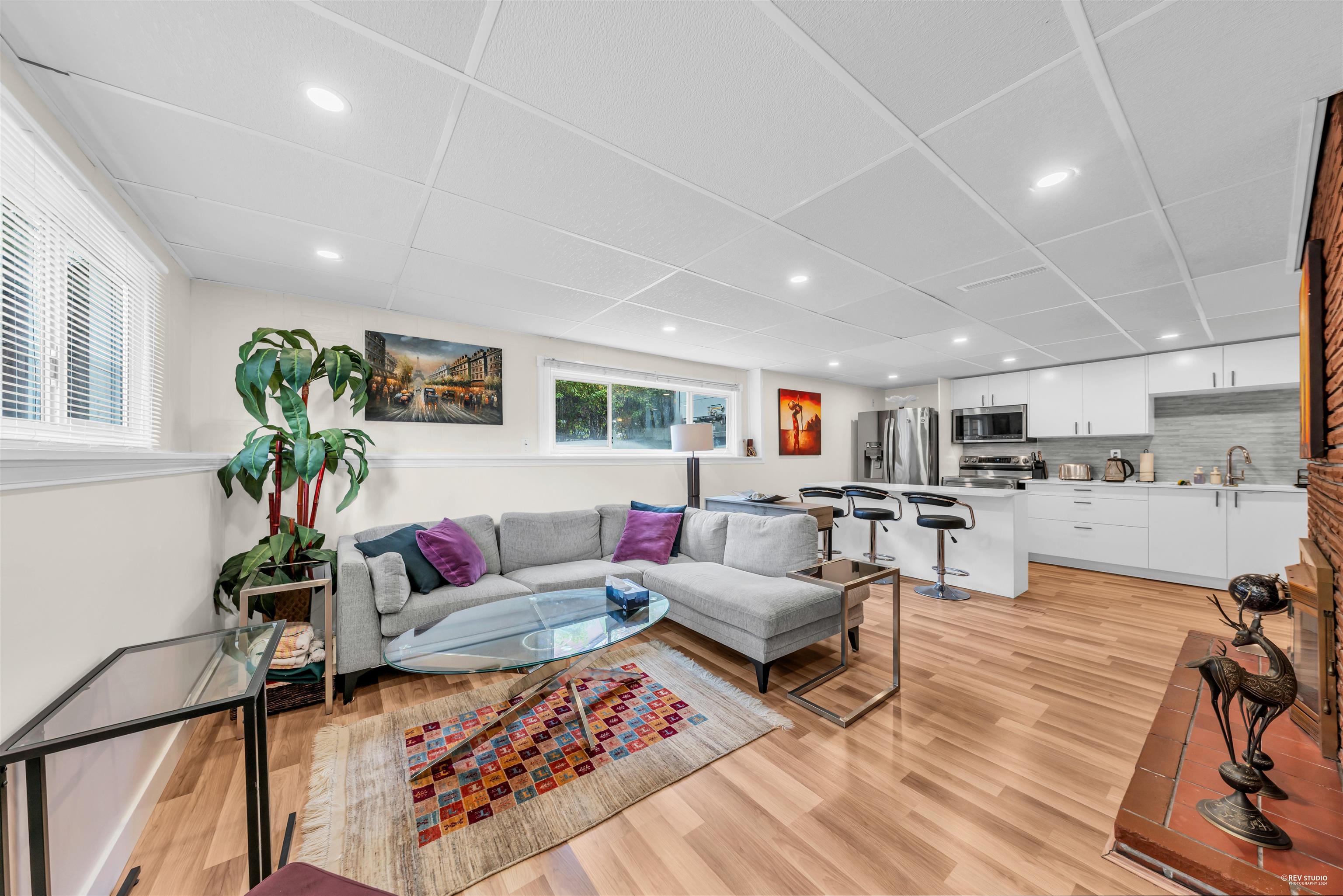 Listing image of 1075 RUTHINA AVENUE