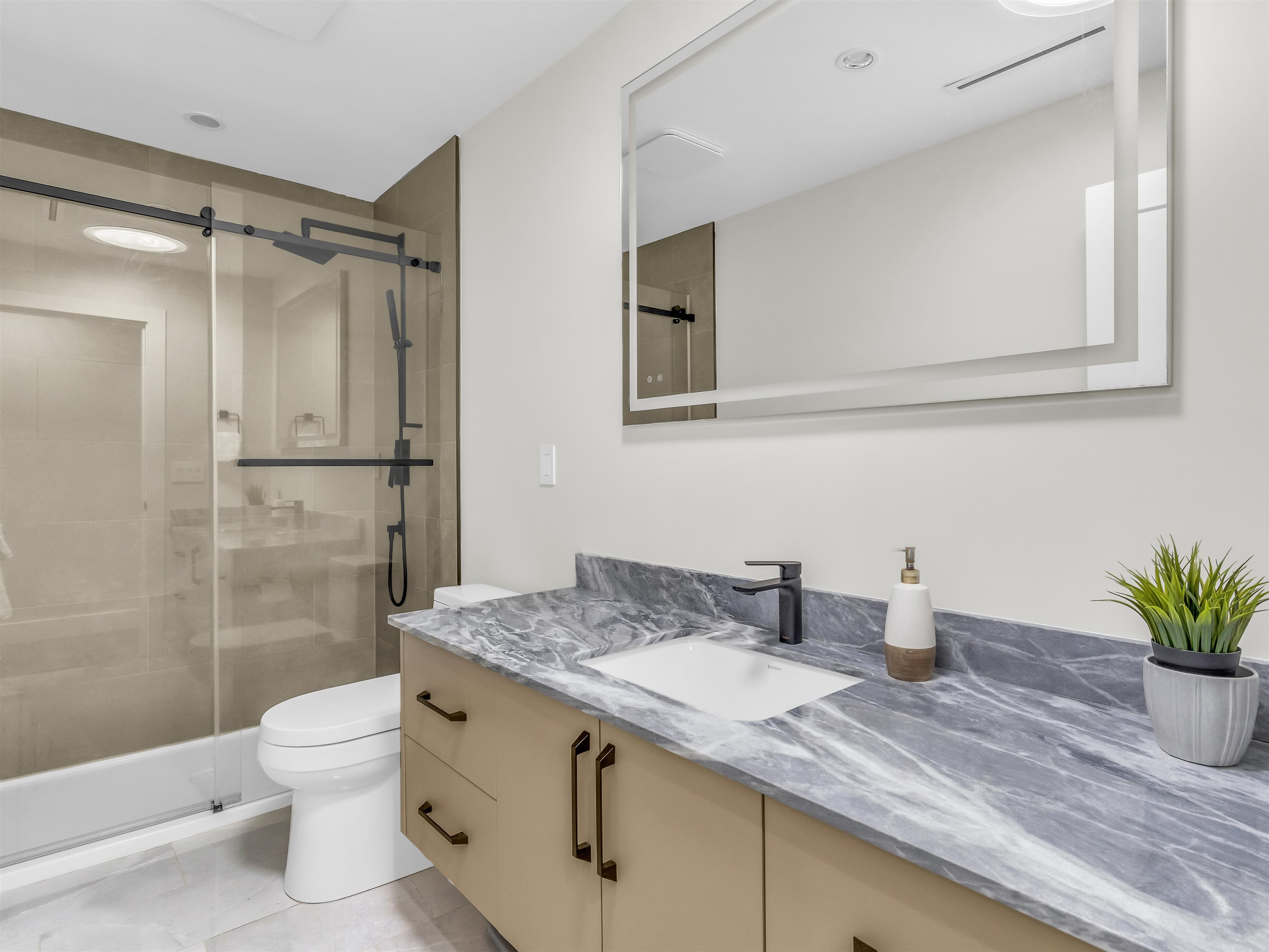 Listing image of 1507 KILMER PLACE
