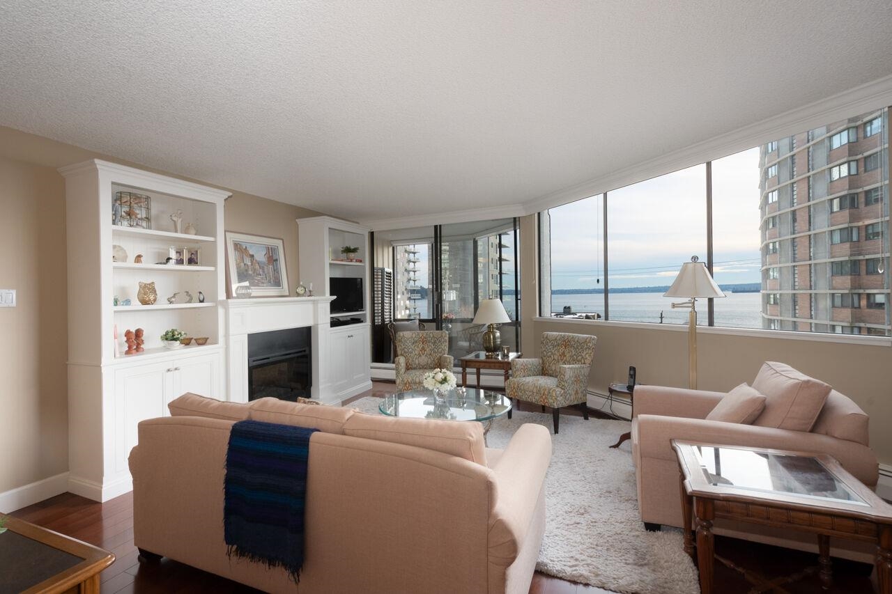 Listing image of 401 2165 ARGYLE AVENUE