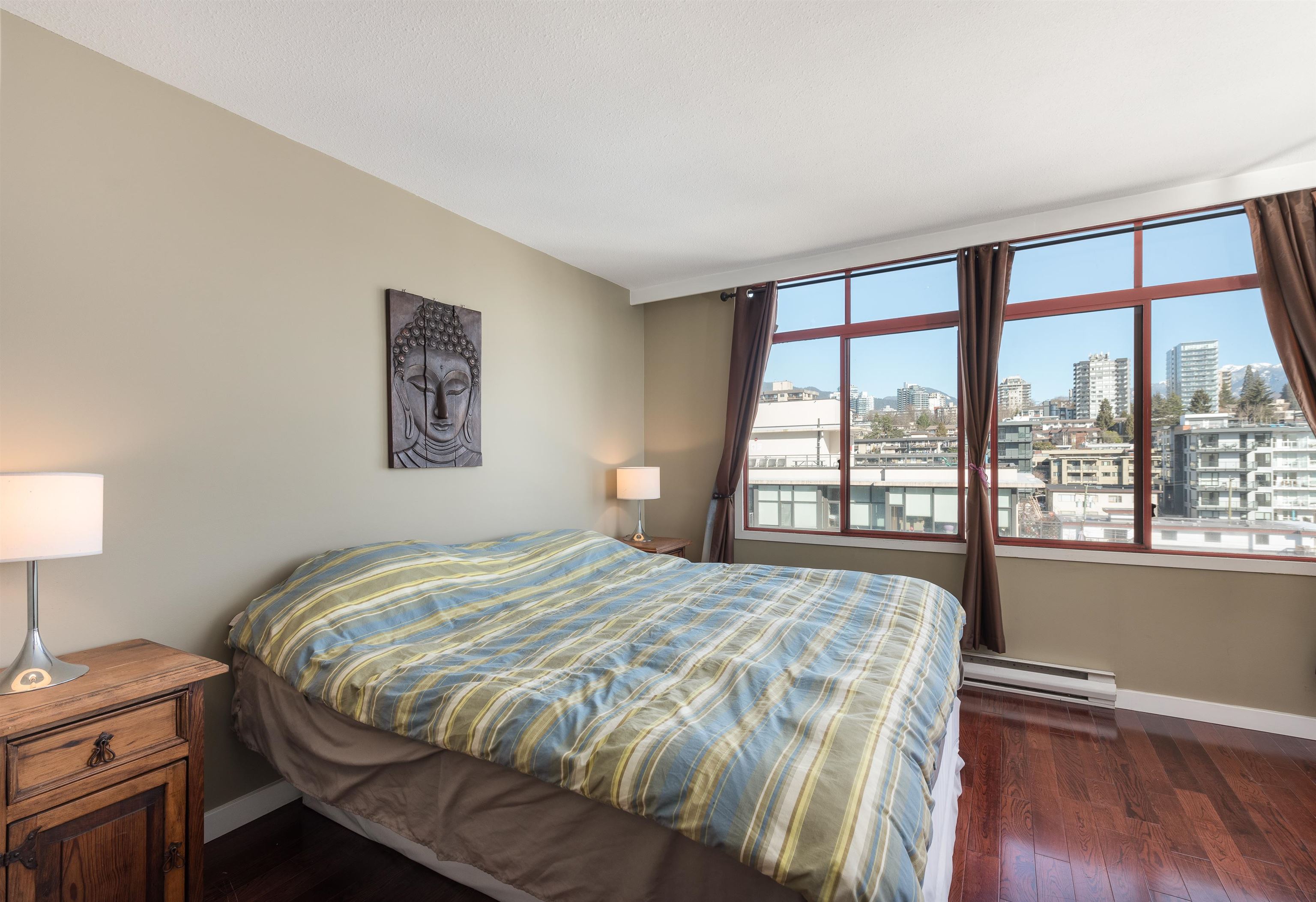 Listing image of 1202 130 E 2ND STREET