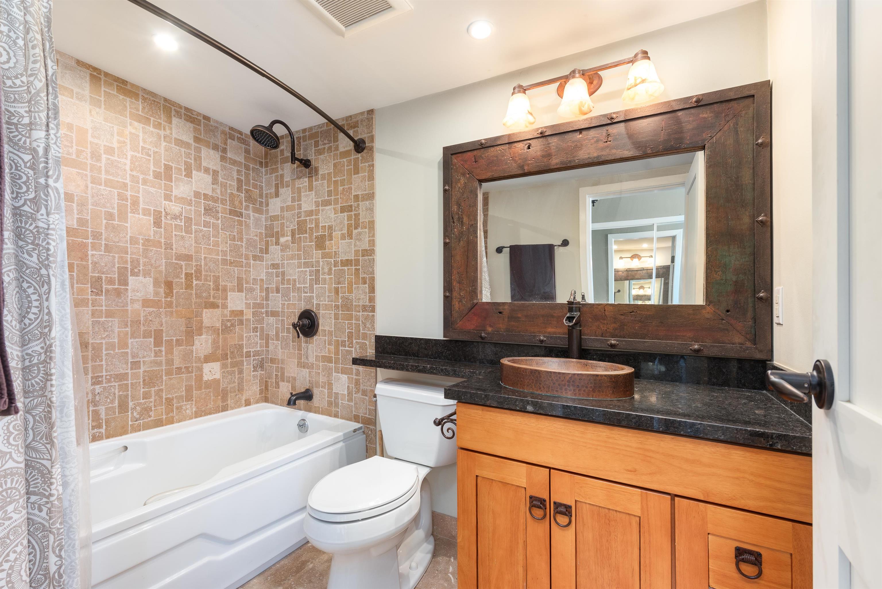 Listing image of 1202 130 E 2ND STREET