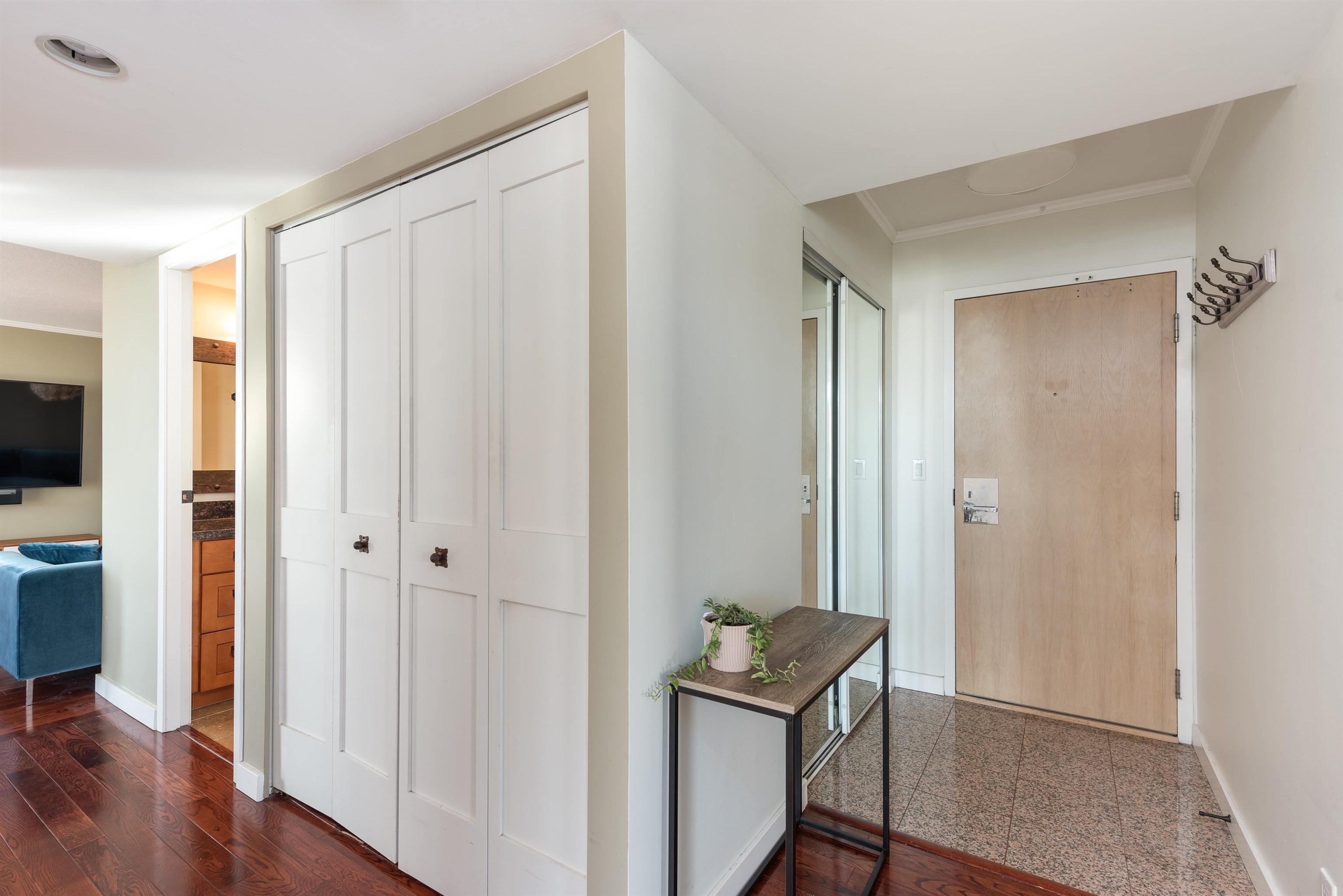 Listing image of 1202 130 E 2ND STREET