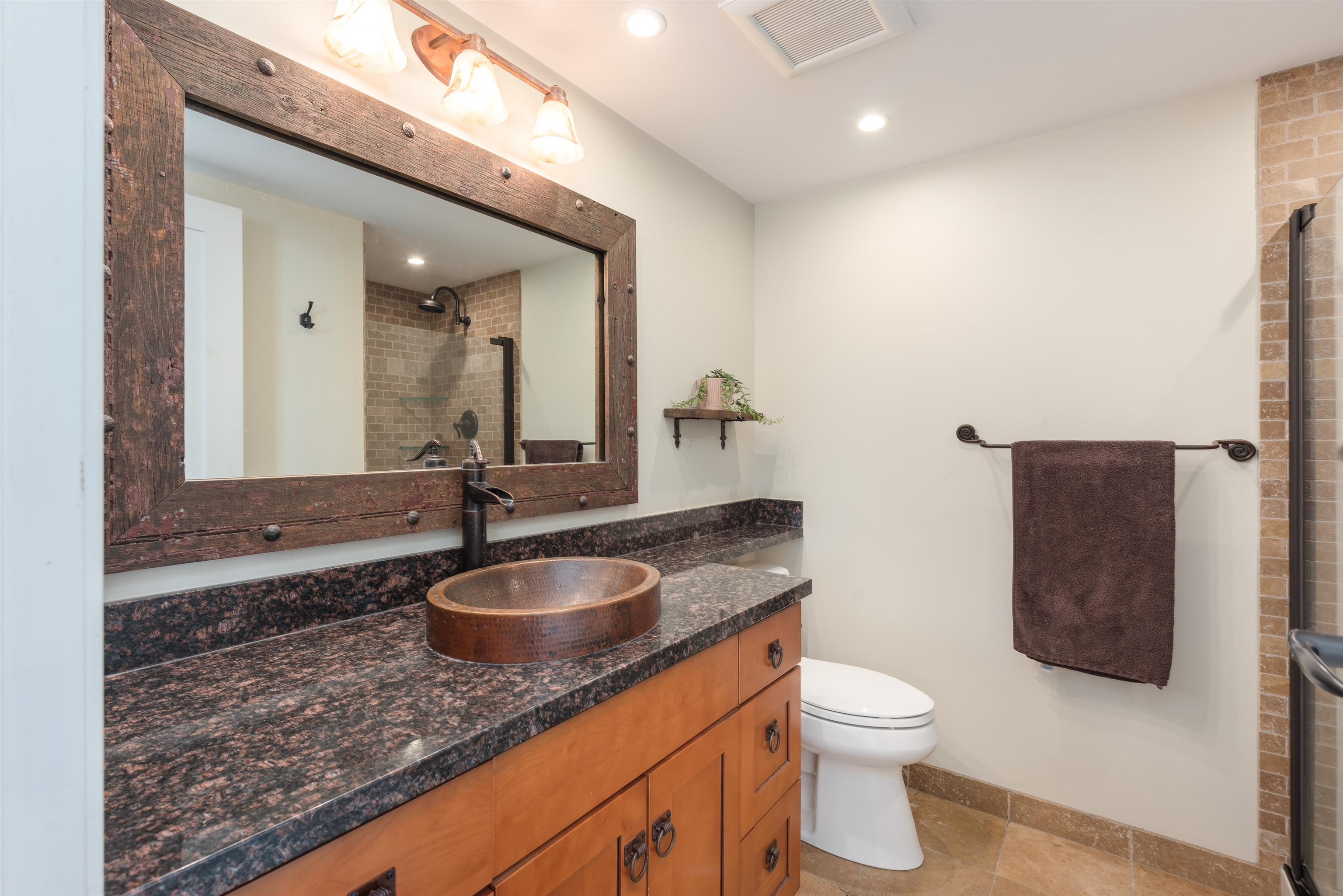 Listing image of 1202 130 E 2ND STREET