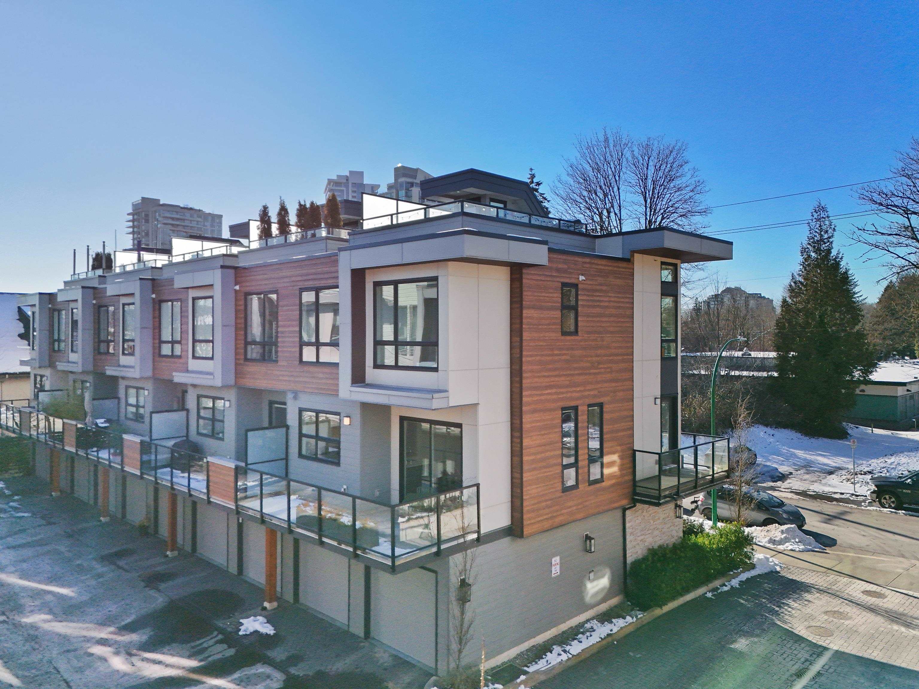 Listing image of 5 856 ORWELL STREET