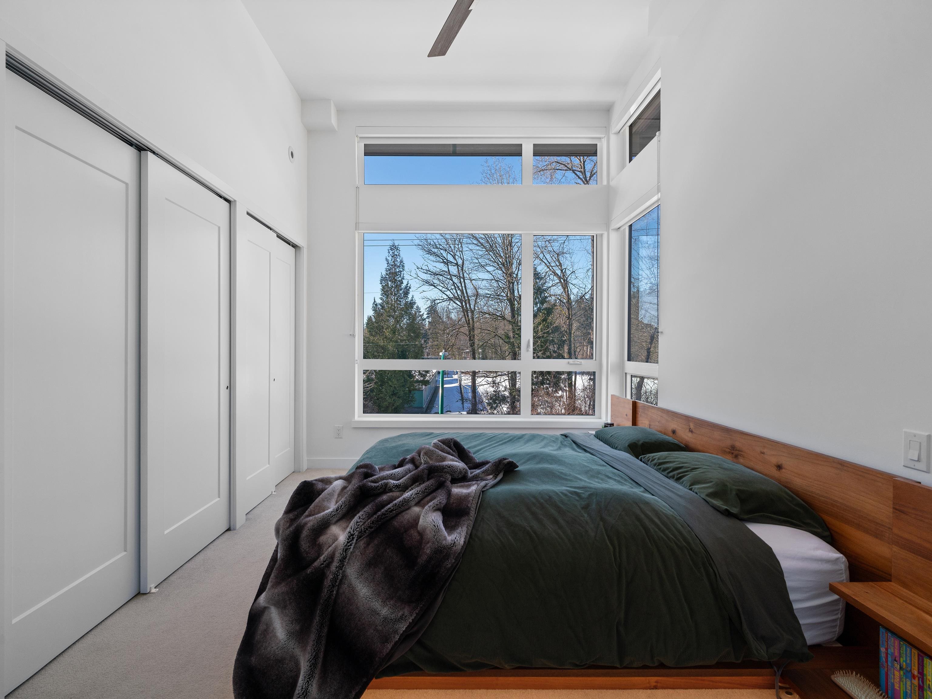 Listing image of 5 856 ORWELL STREET