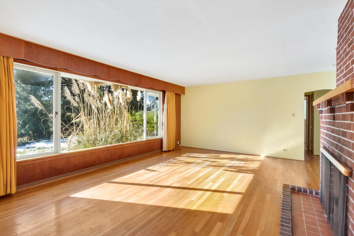 Listing image of 4386 ERWIN DRIVE