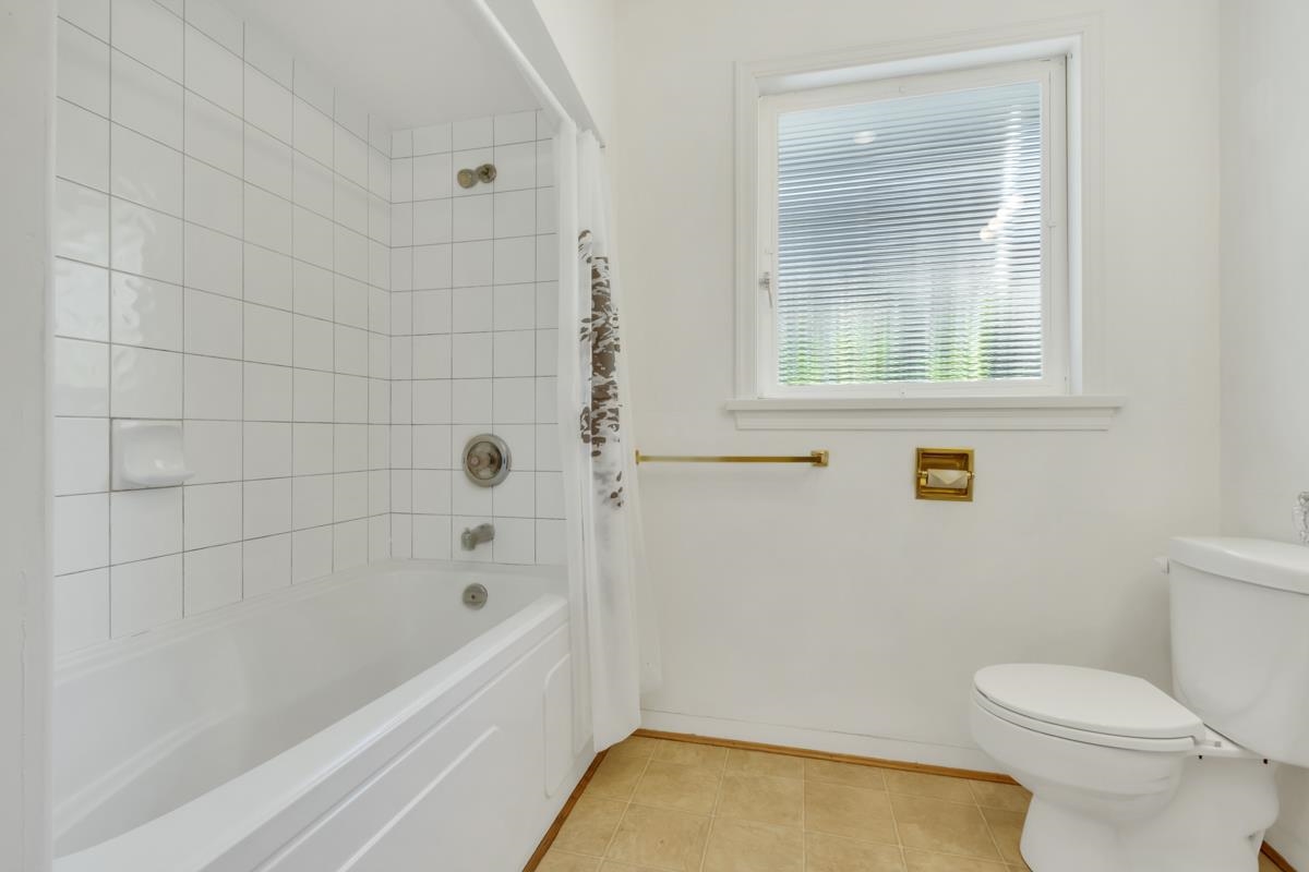 Listing image of 4386 ERWIN DRIVE