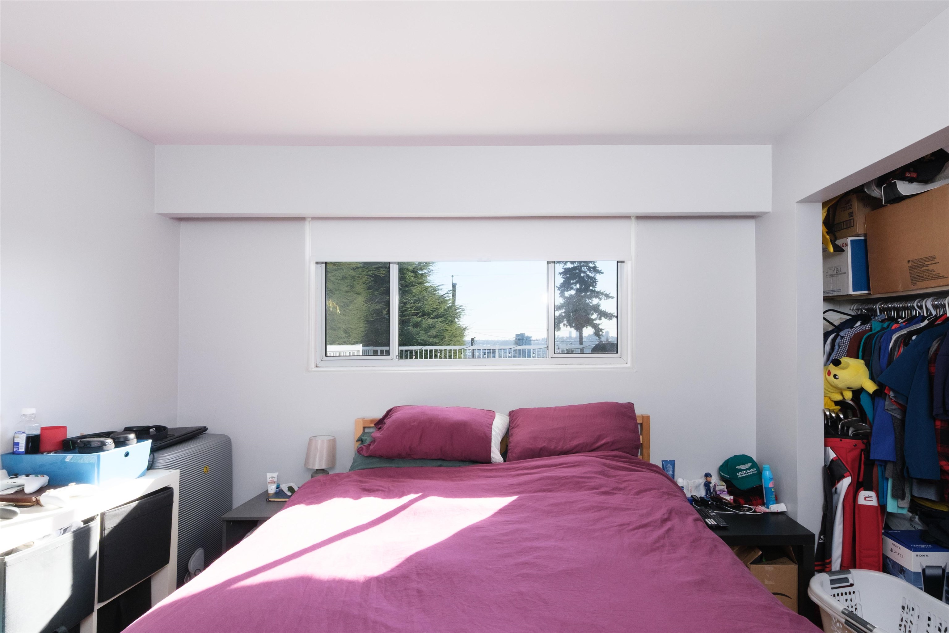 Listing image of 1059 CALVERHALL STREET