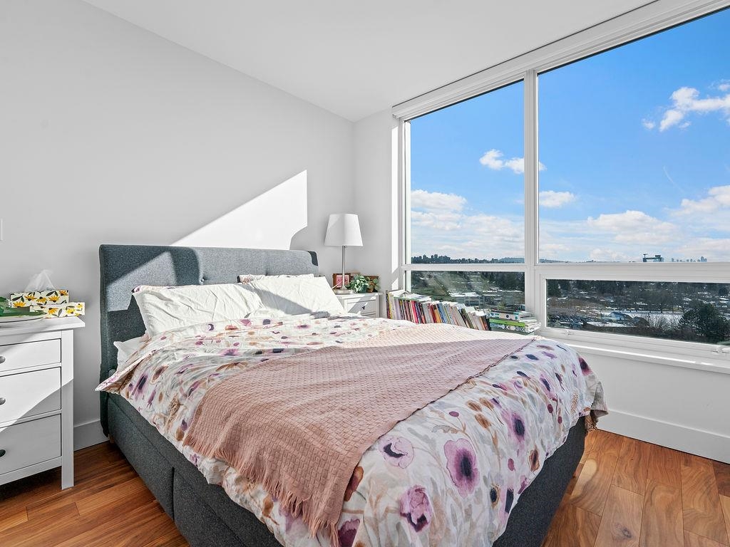 Listing image of 1302 1632 LIONS GATE LANE