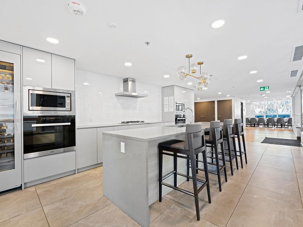 Listing image of 1302 1632 LIONS GATE LANE
