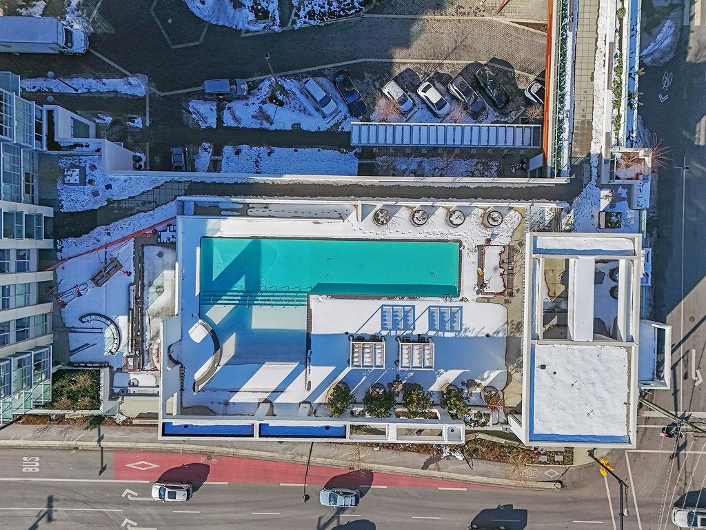 Listing image of 1302 1632 LIONS GATE LANE