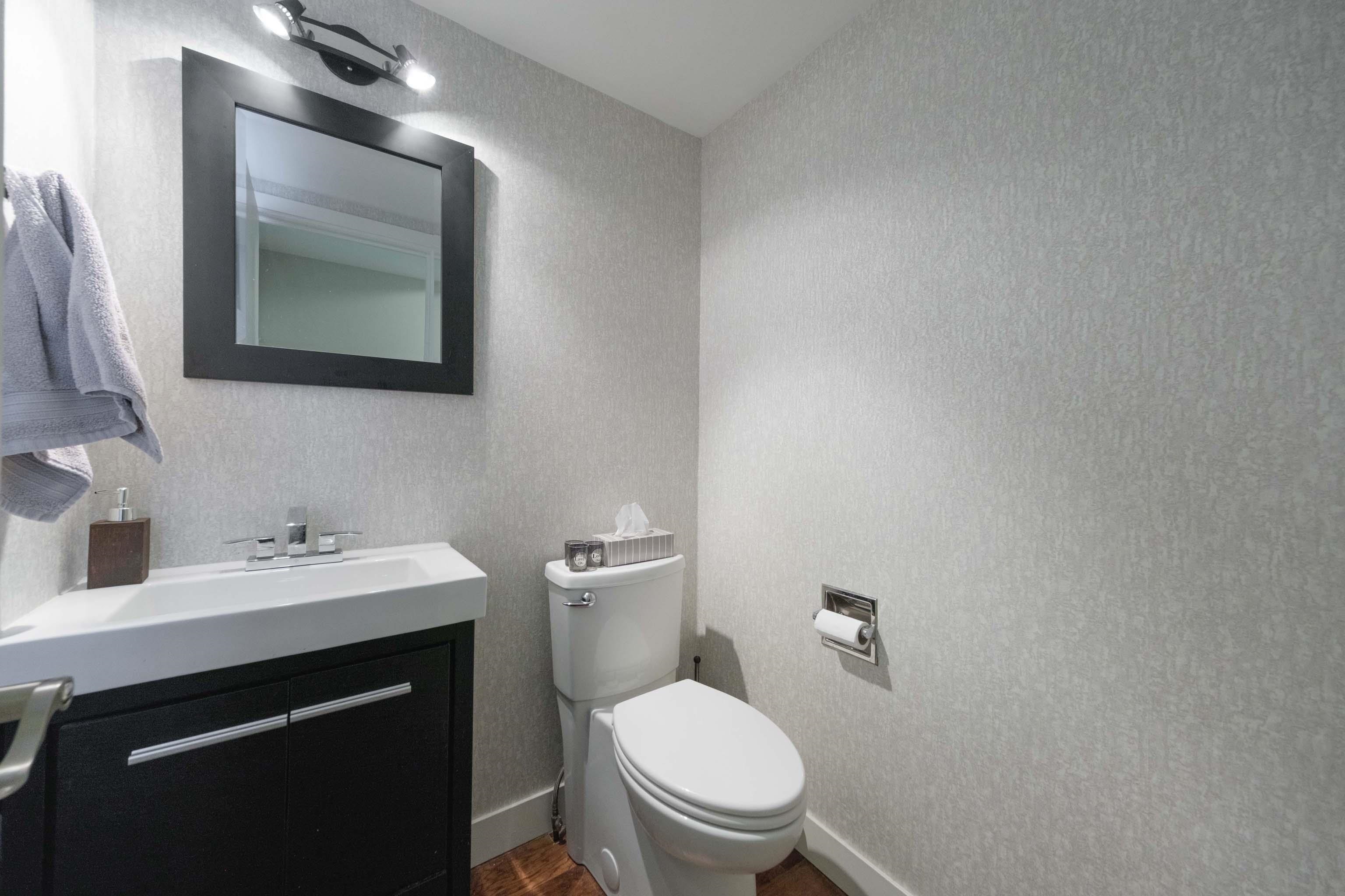 Listing image of 1290 PREMIER STREET
