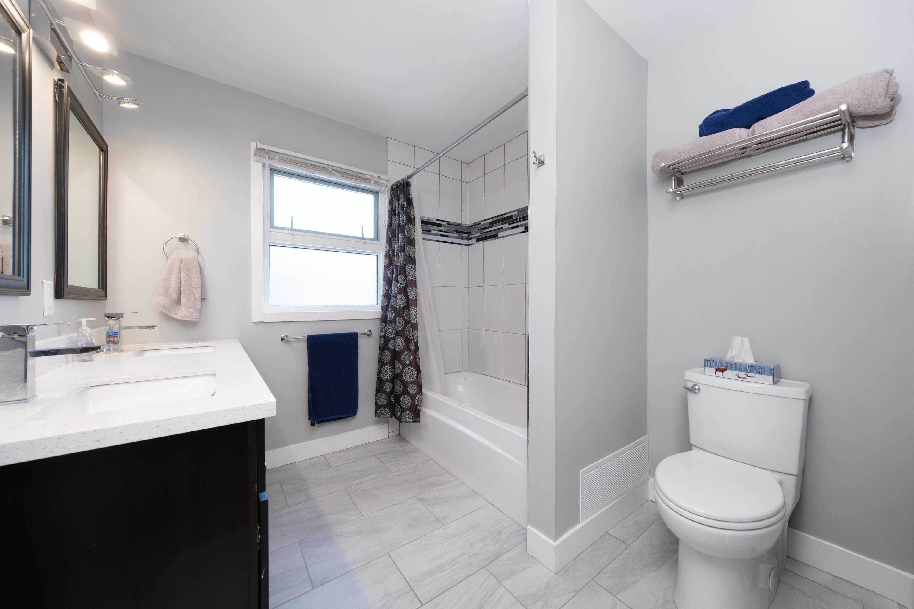 Listing image of 1290 PREMIER STREET
