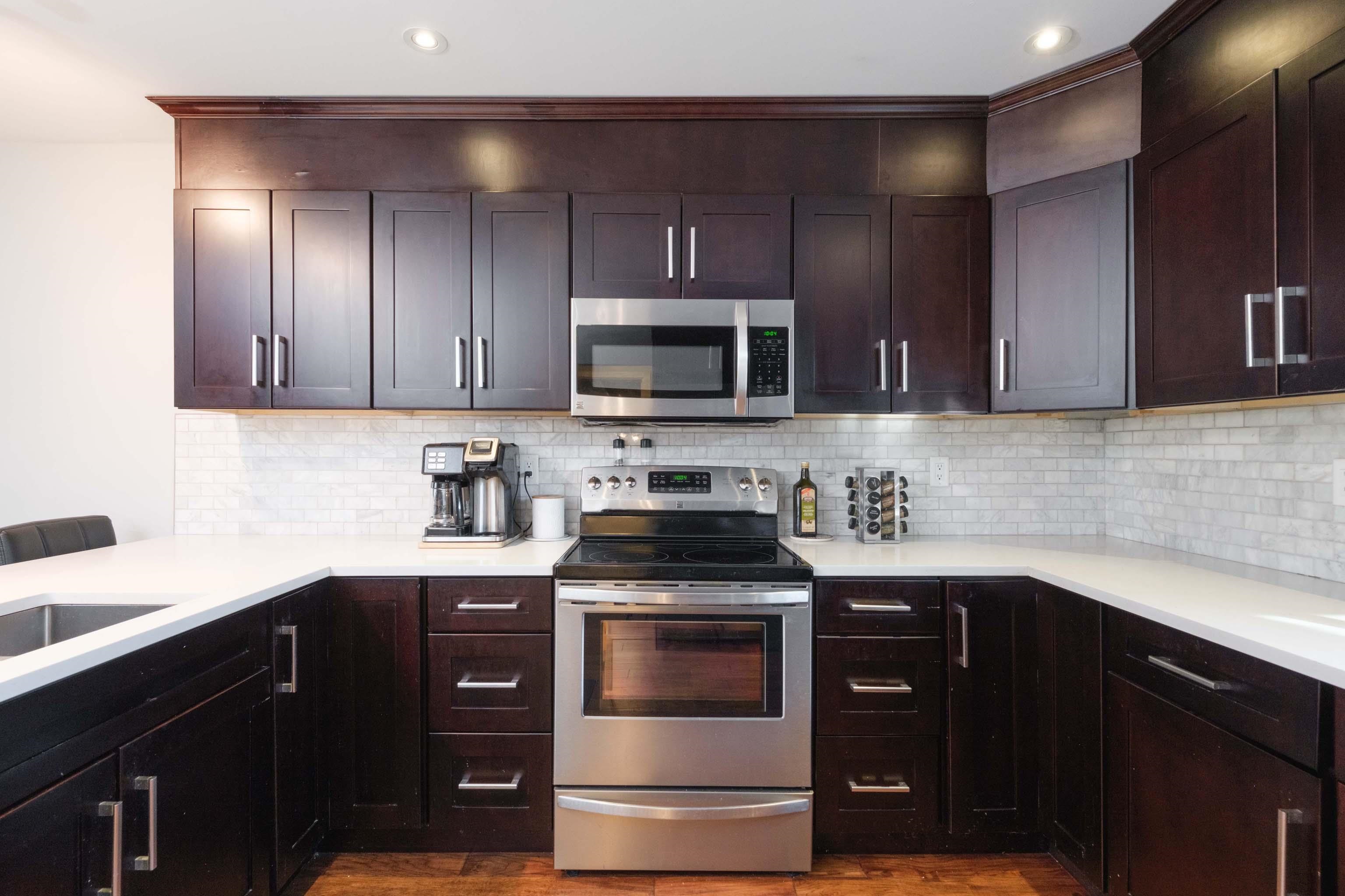 Listing image of 1290 PREMIER STREET
