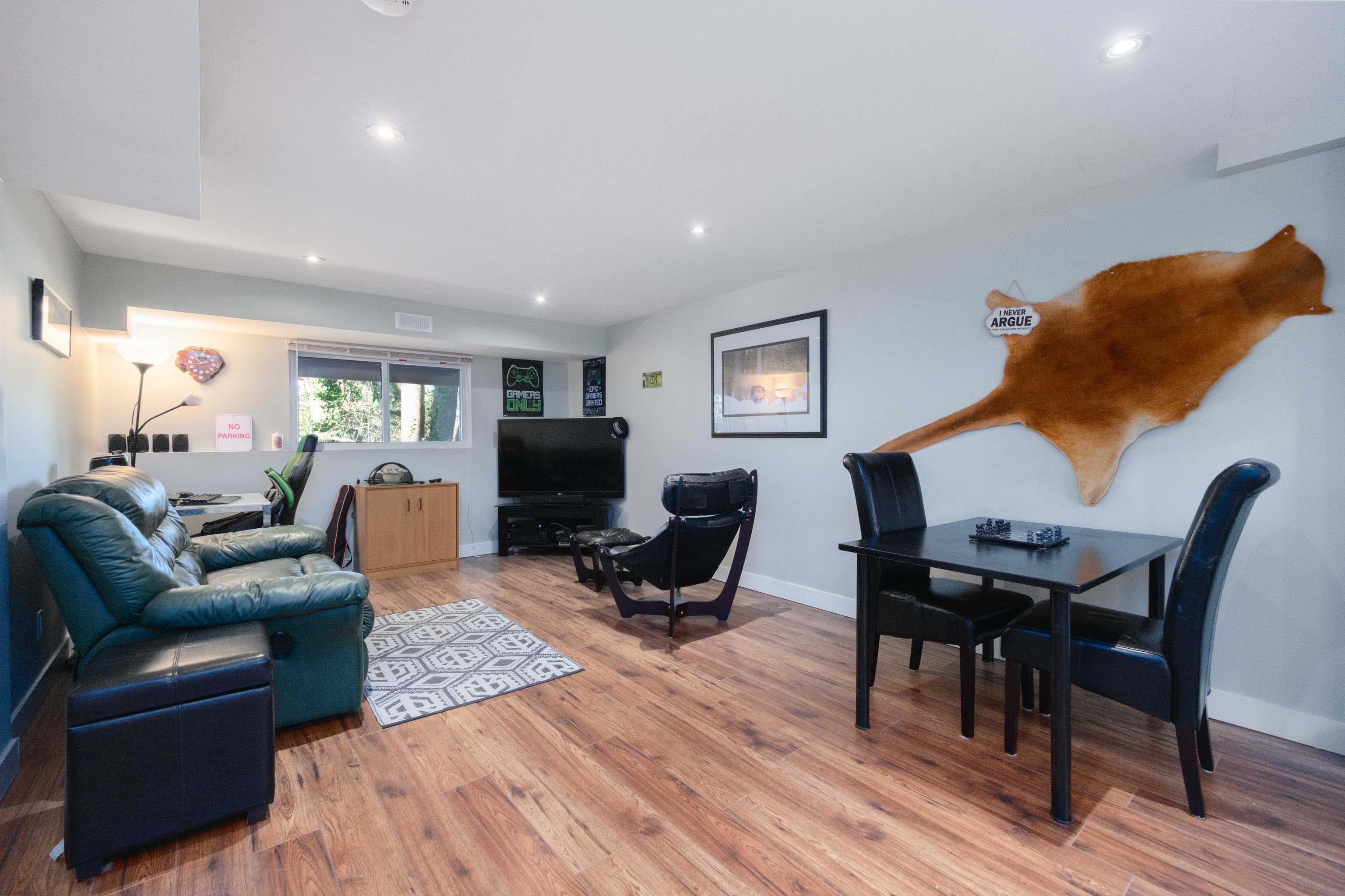 Listing image of 1290 PREMIER STREET