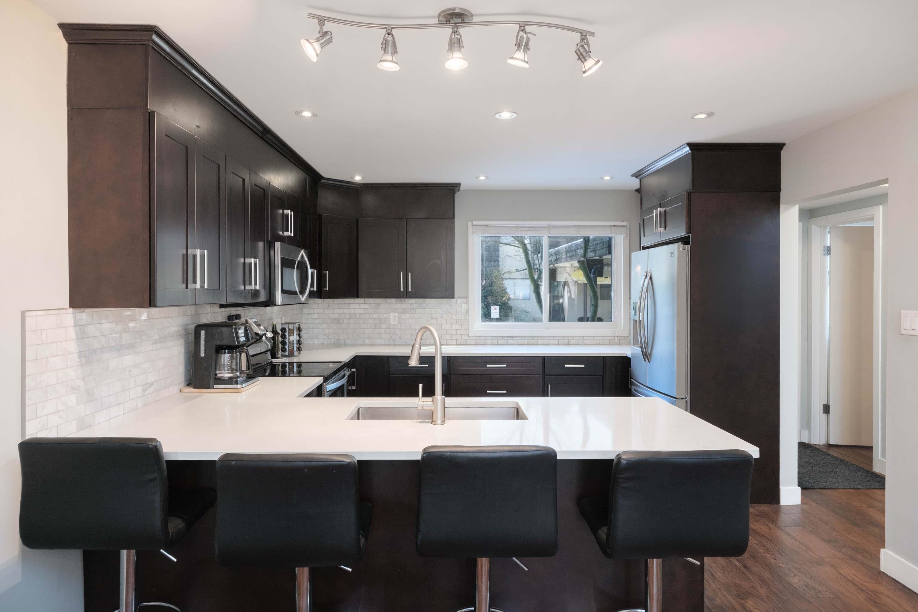 Listing image of 1290 PREMIER STREET