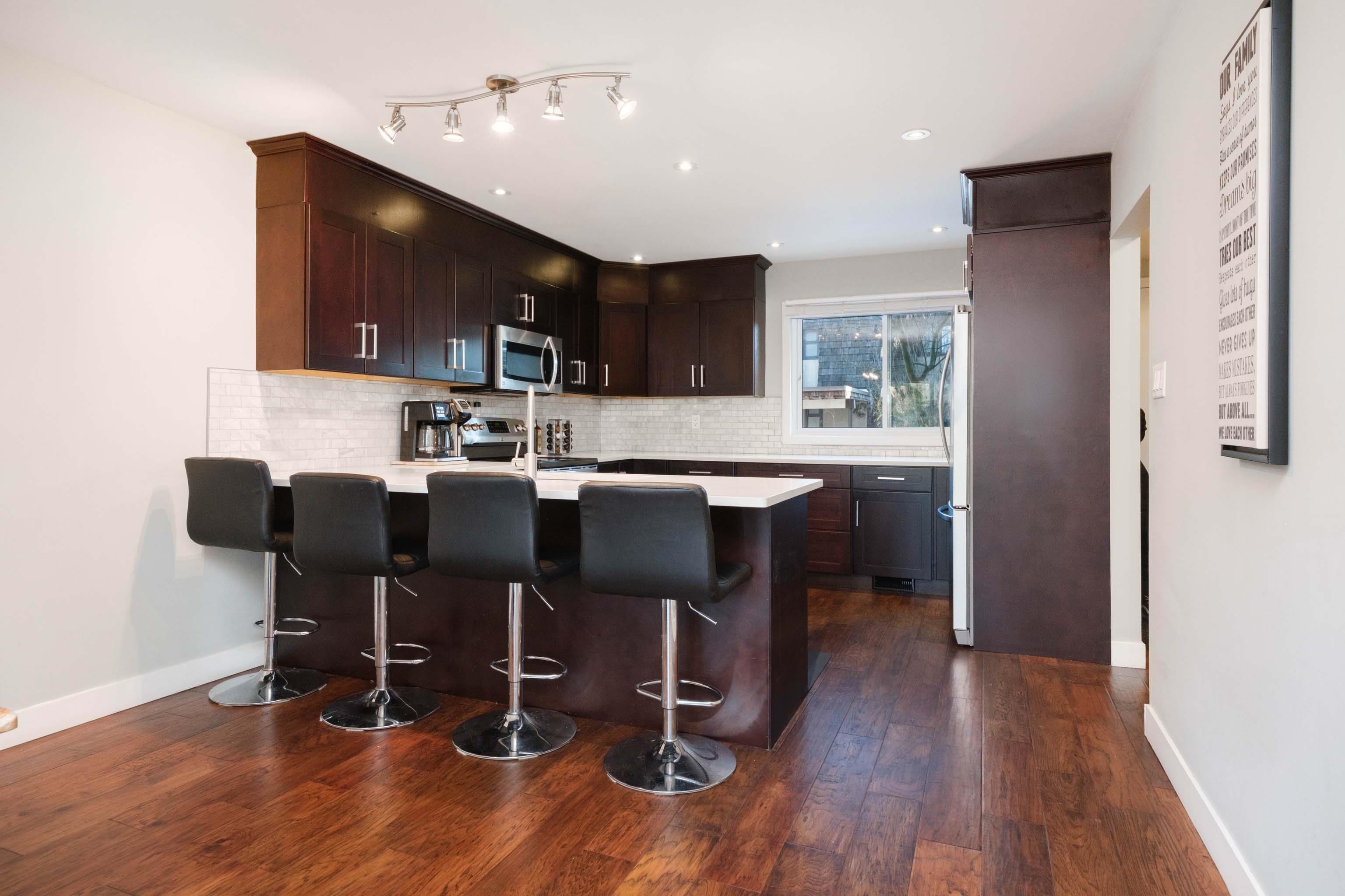 Listing image of 1290 PREMIER STREET