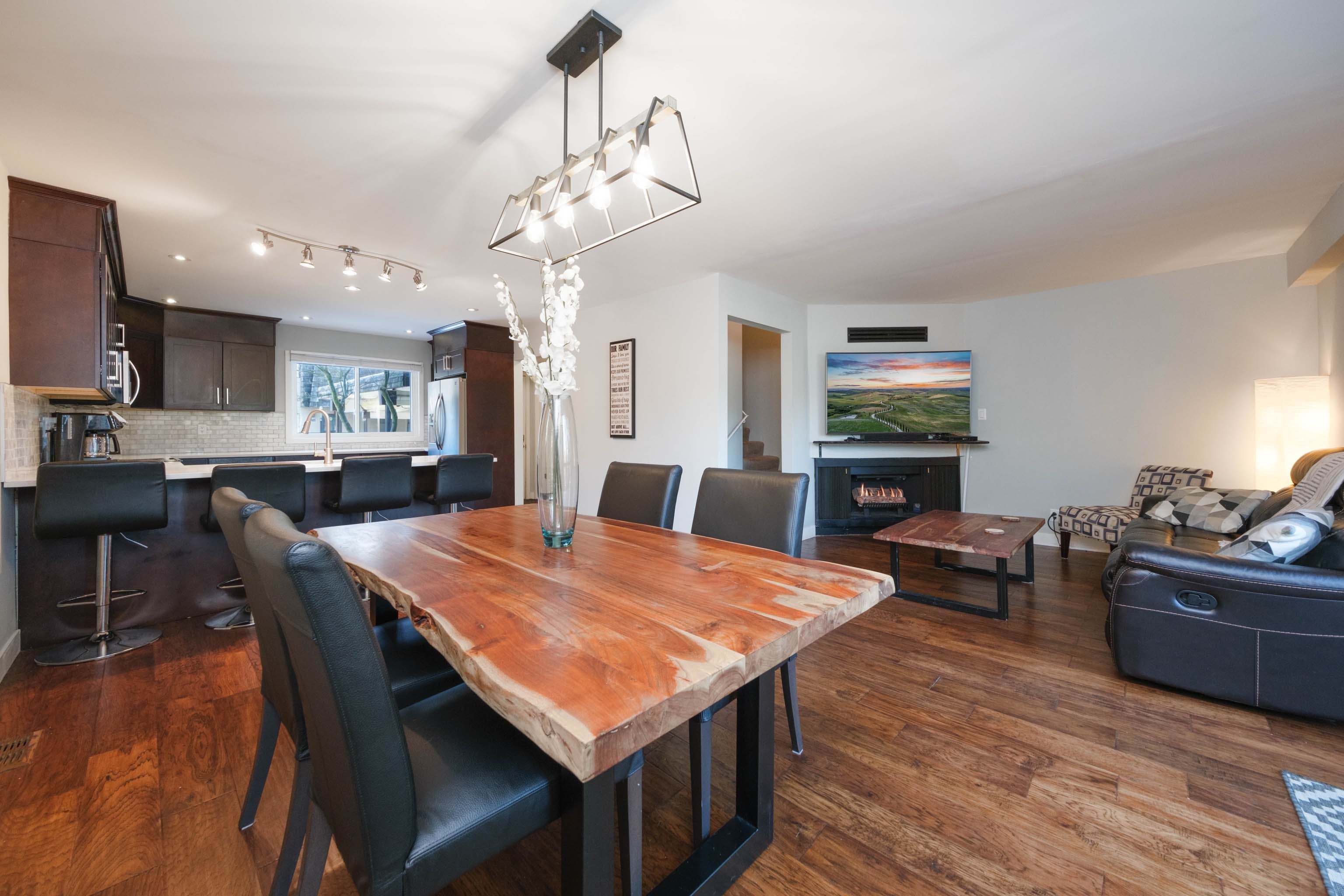 Listing image of 1290 PREMIER STREET