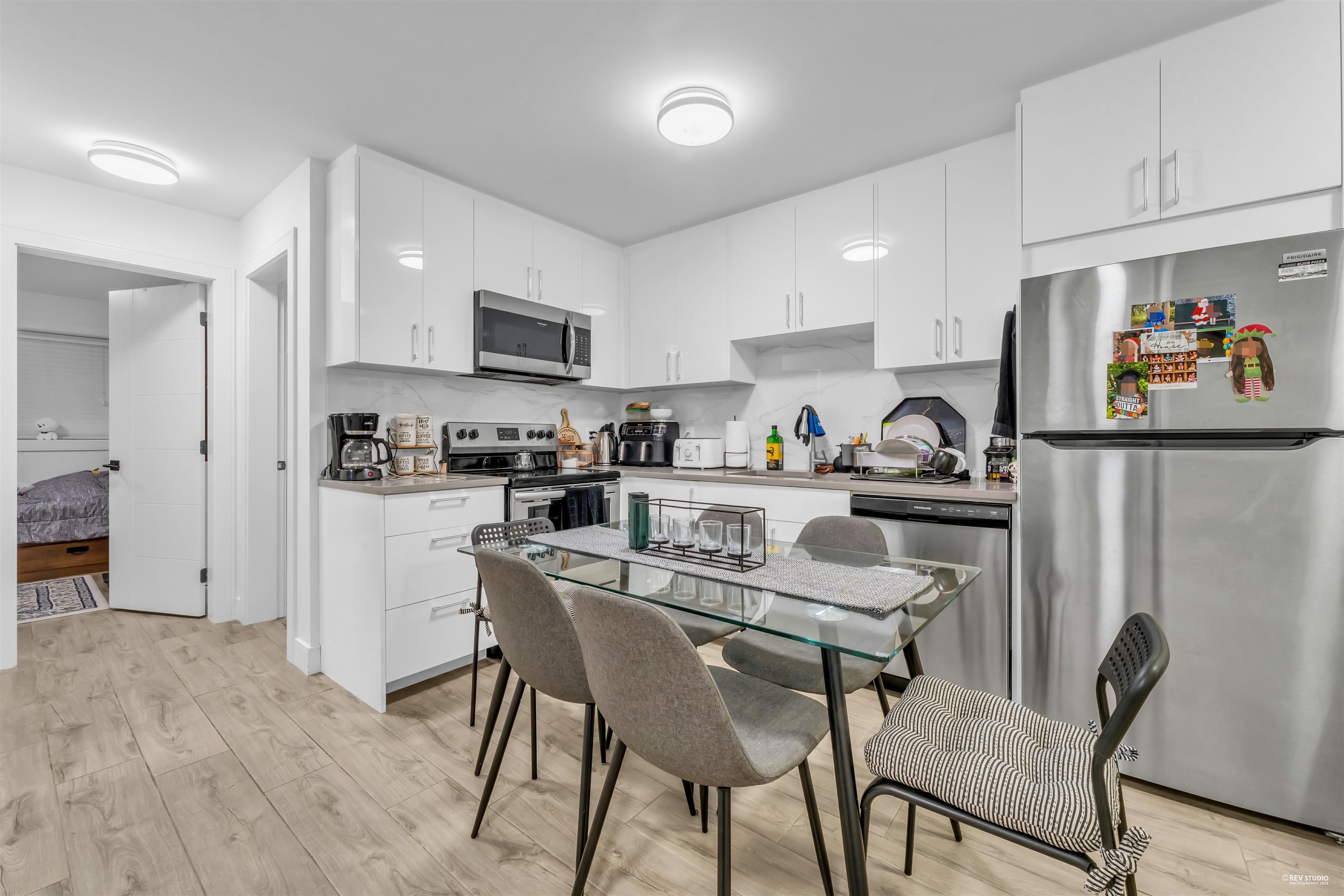 Listing image of 929 CANYON BOULEVARD