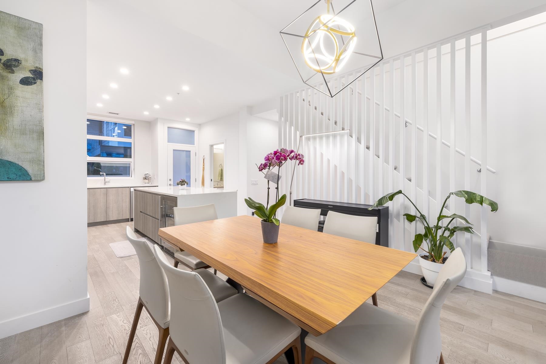 Listing image of 160 2060 CURLING ROAD