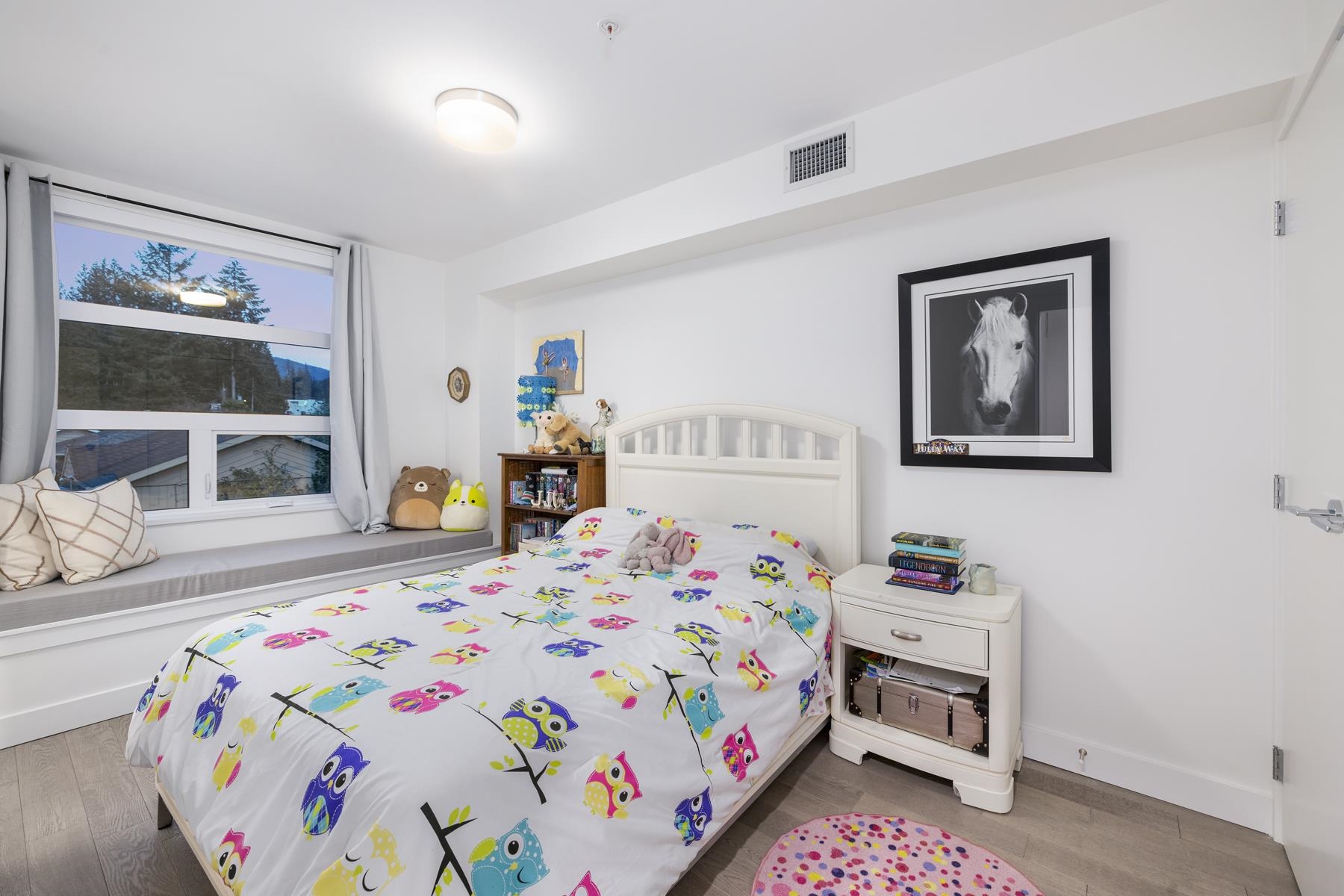 Listing image of 160 2060 CURLING ROAD