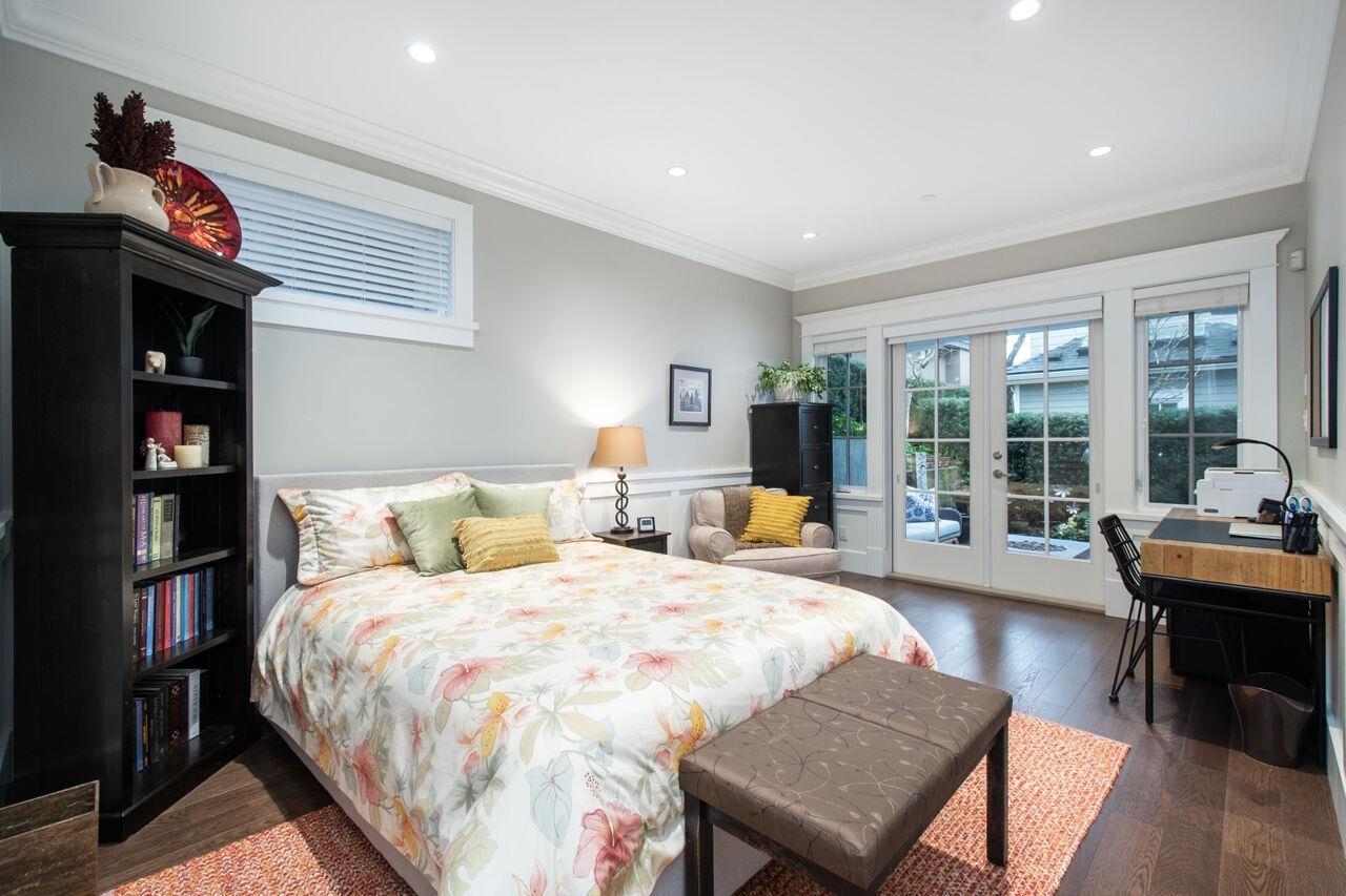 Listing image of 1421 GORDON AVENUE