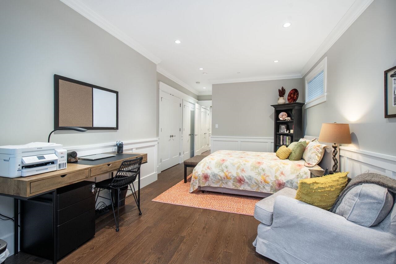 Listing image of 1421 GORDON AVENUE