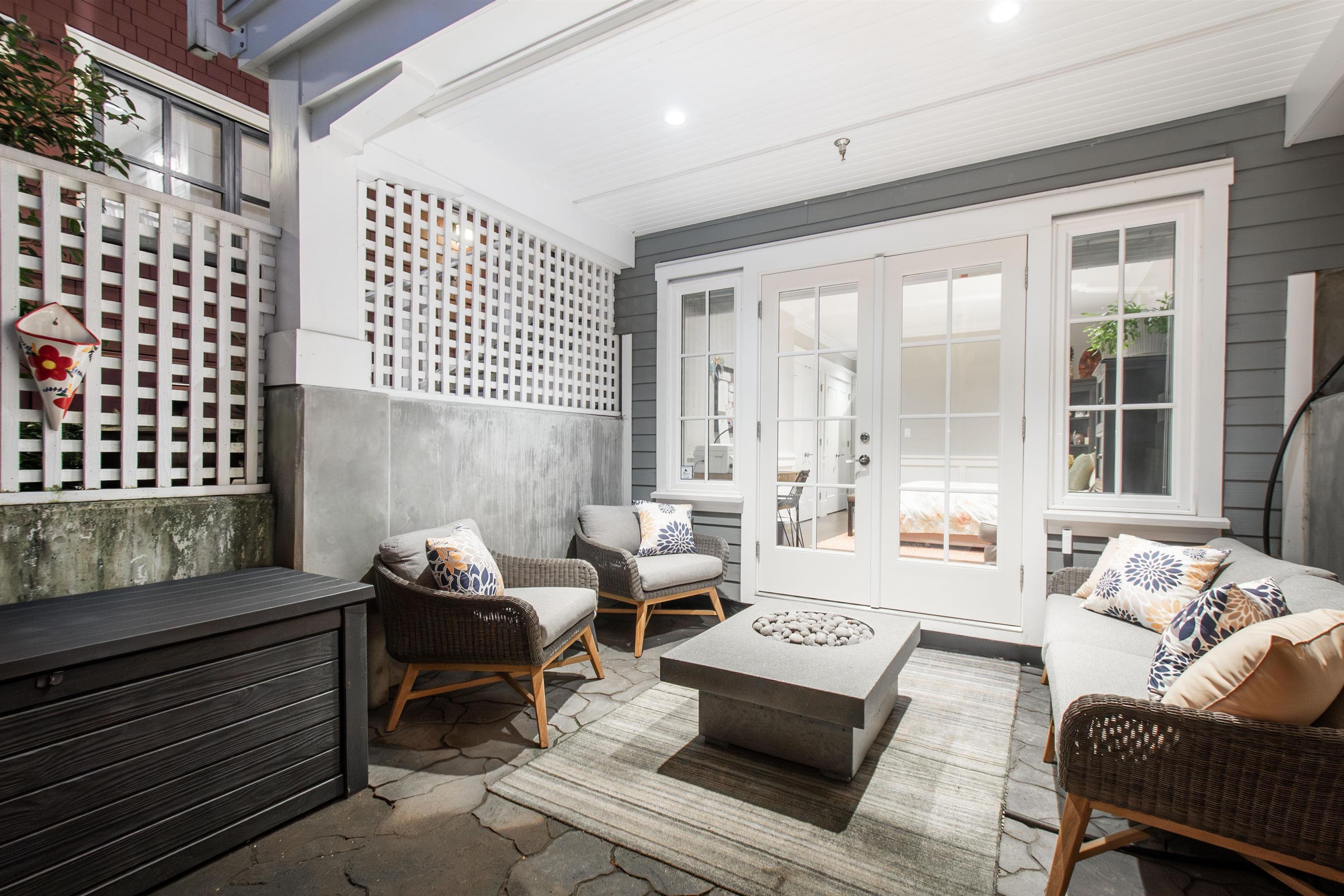 Listing image of 1421 GORDON AVENUE