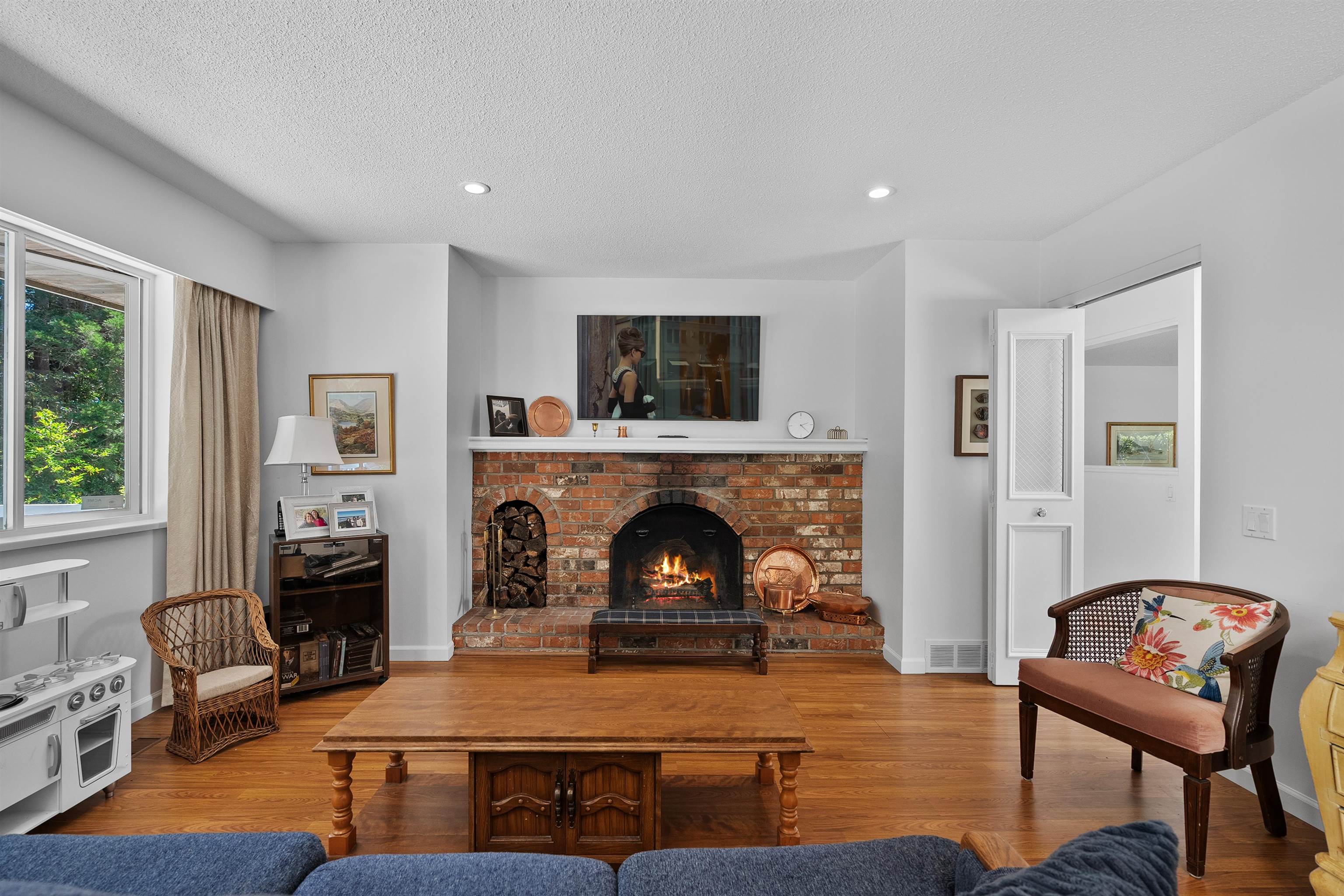 Listing image of 5749 CRANLEY DRIVE