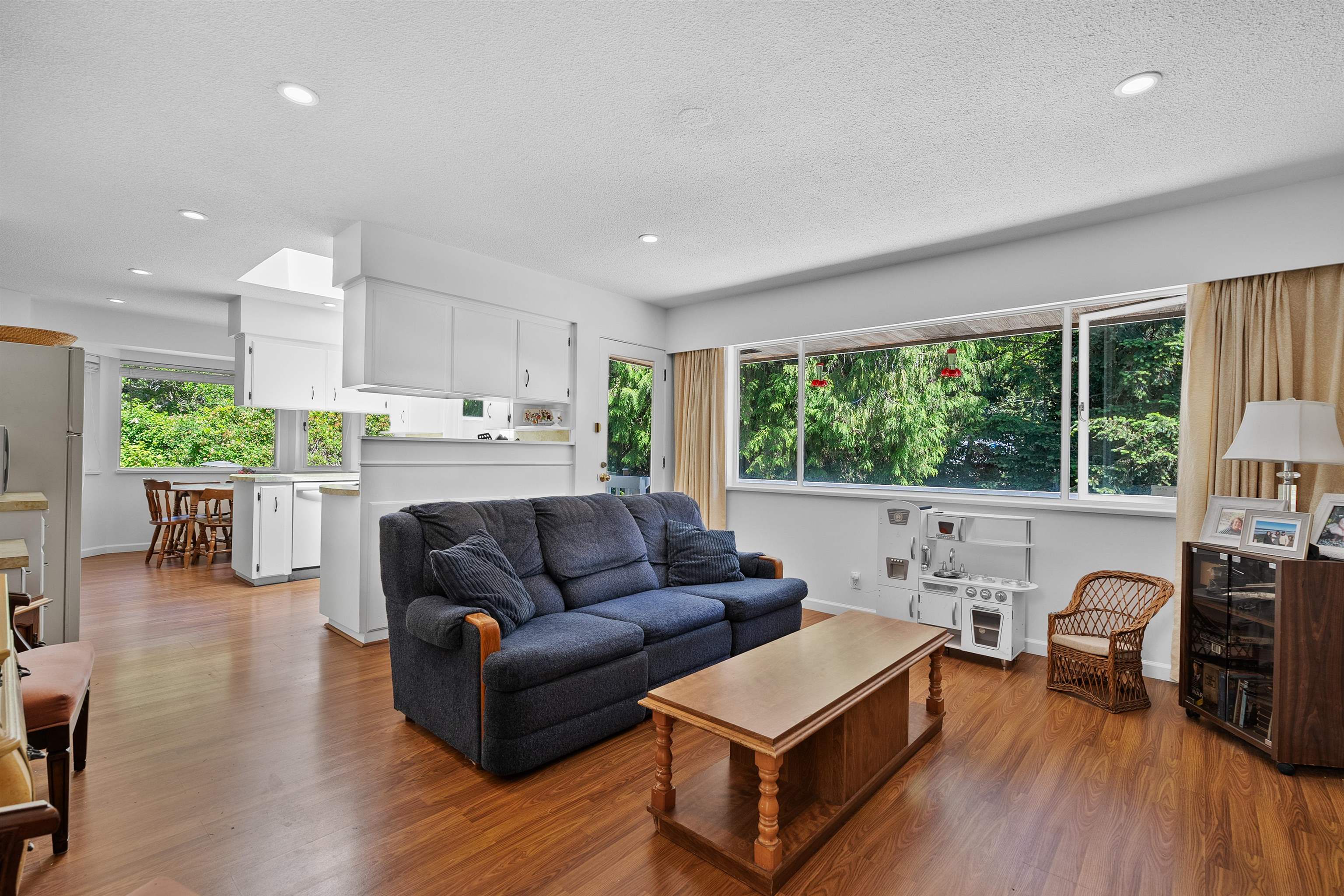 Listing image of 5749 CRANLEY DRIVE