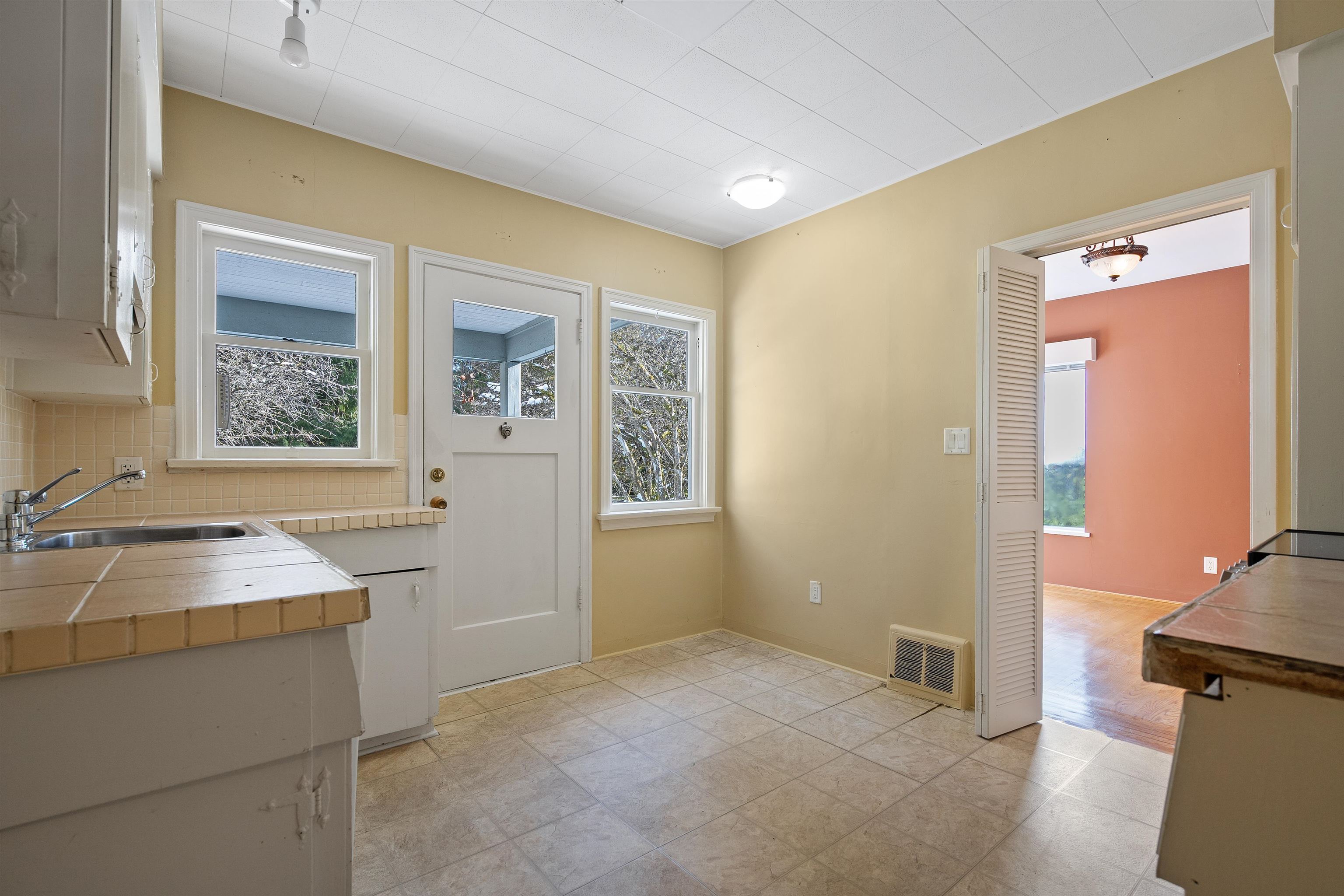 Listing image of 1428 20TH STREET