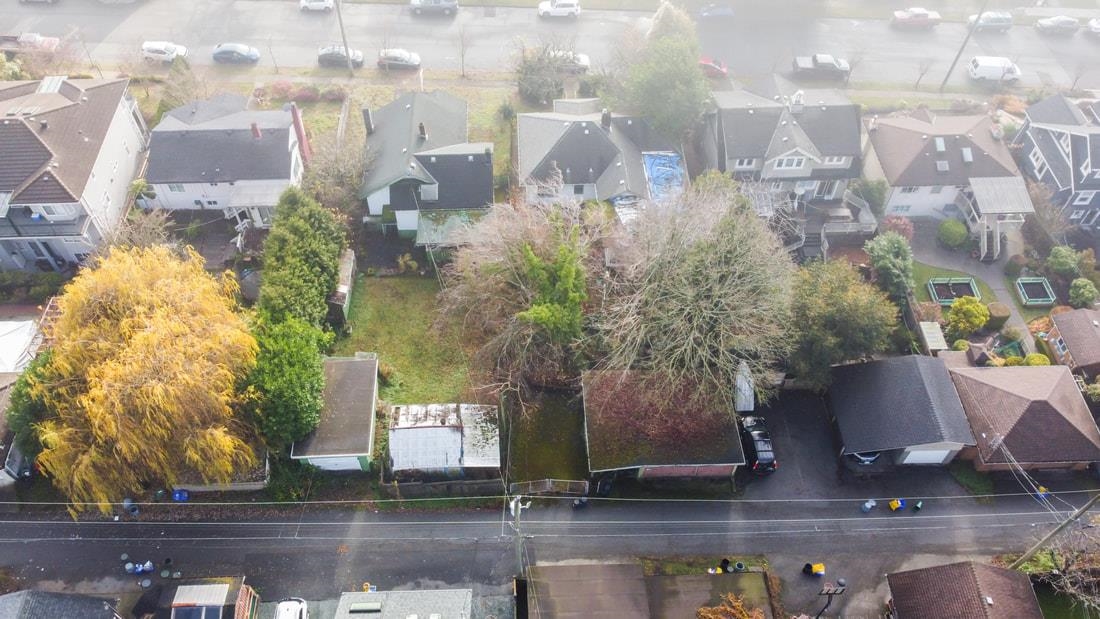 Listing image of 442 W 14TH STREET