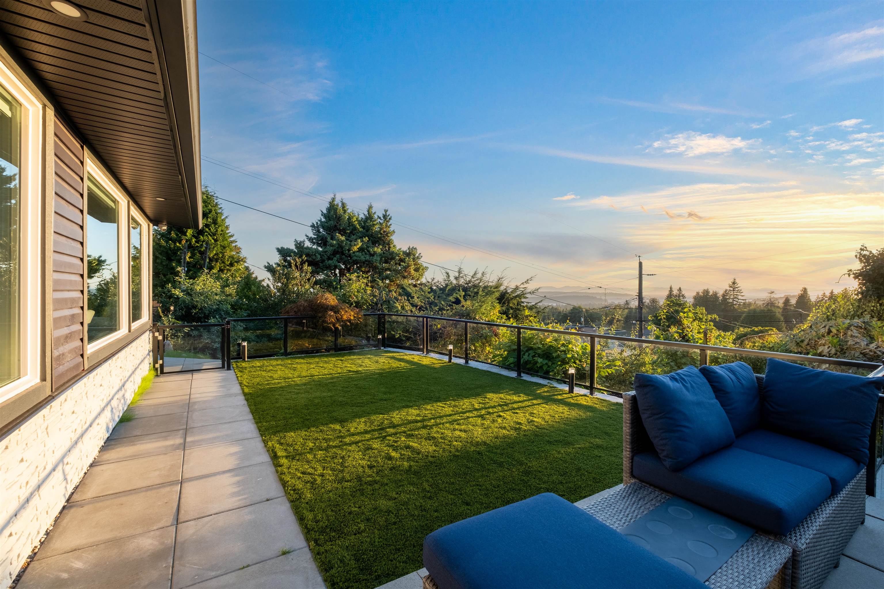 Listing image of 3812 DALKEITH DRIVE