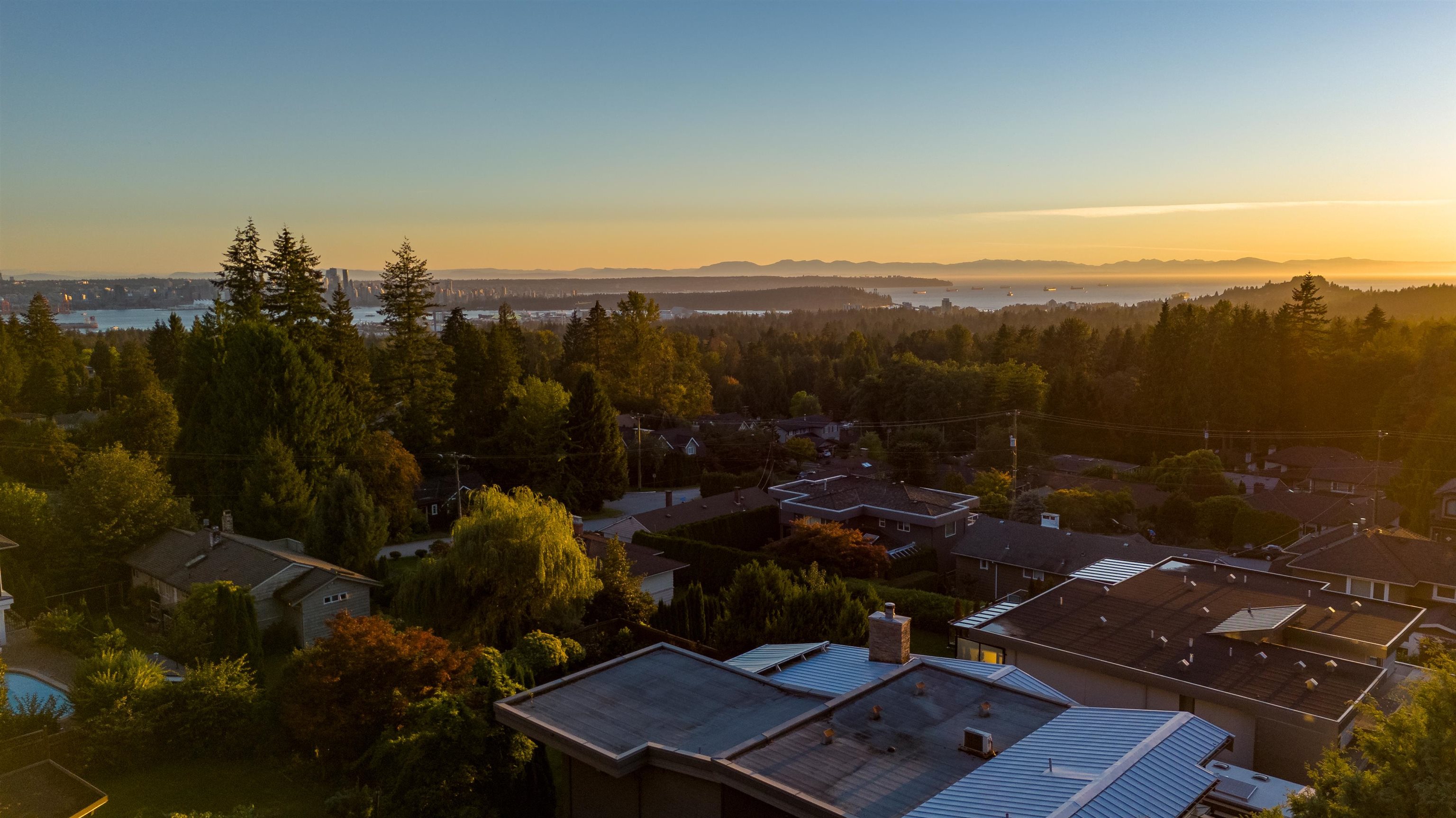 Listing image of 3812 DALKEITH DRIVE