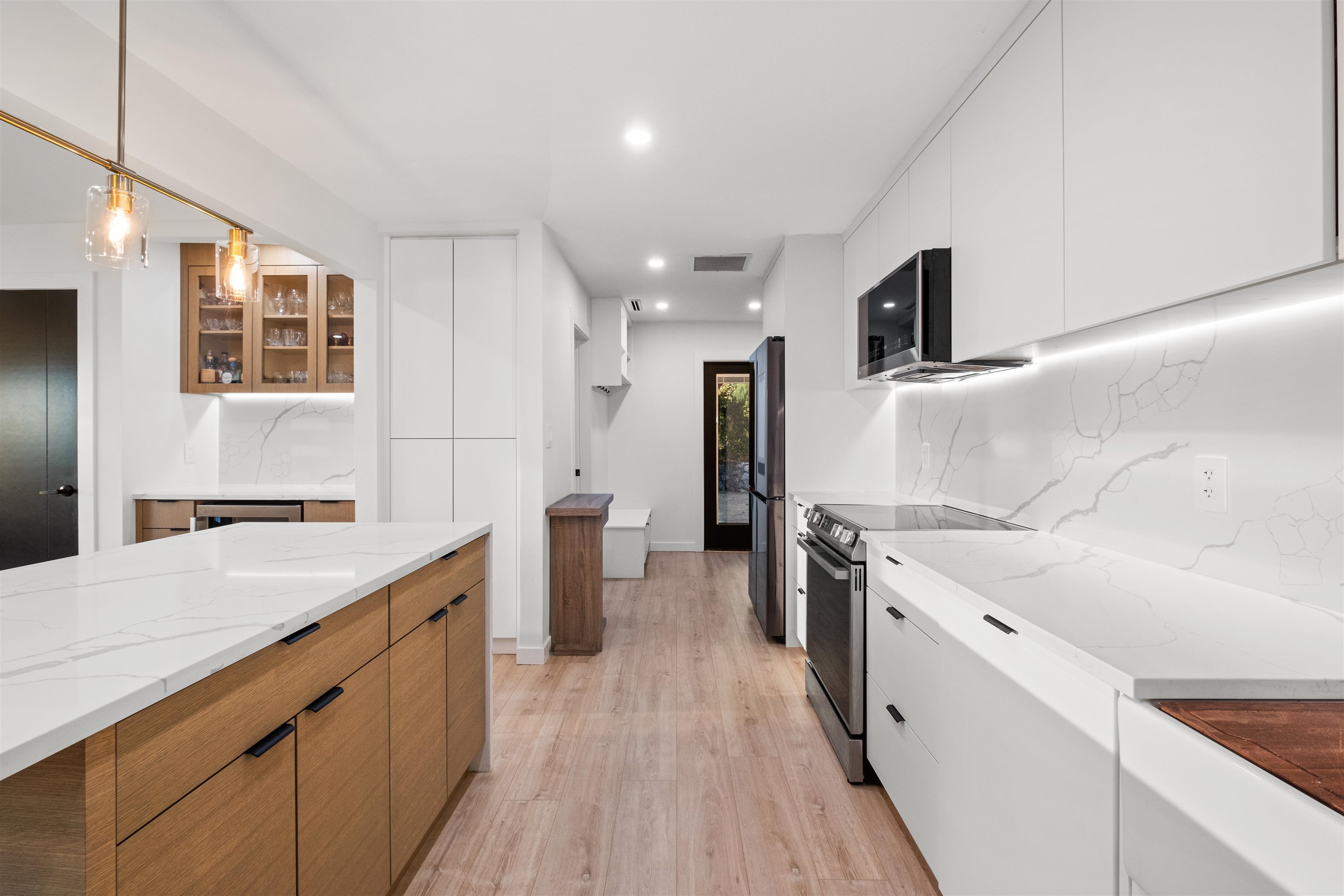 Listing image of 3812 DALKEITH DRIVE