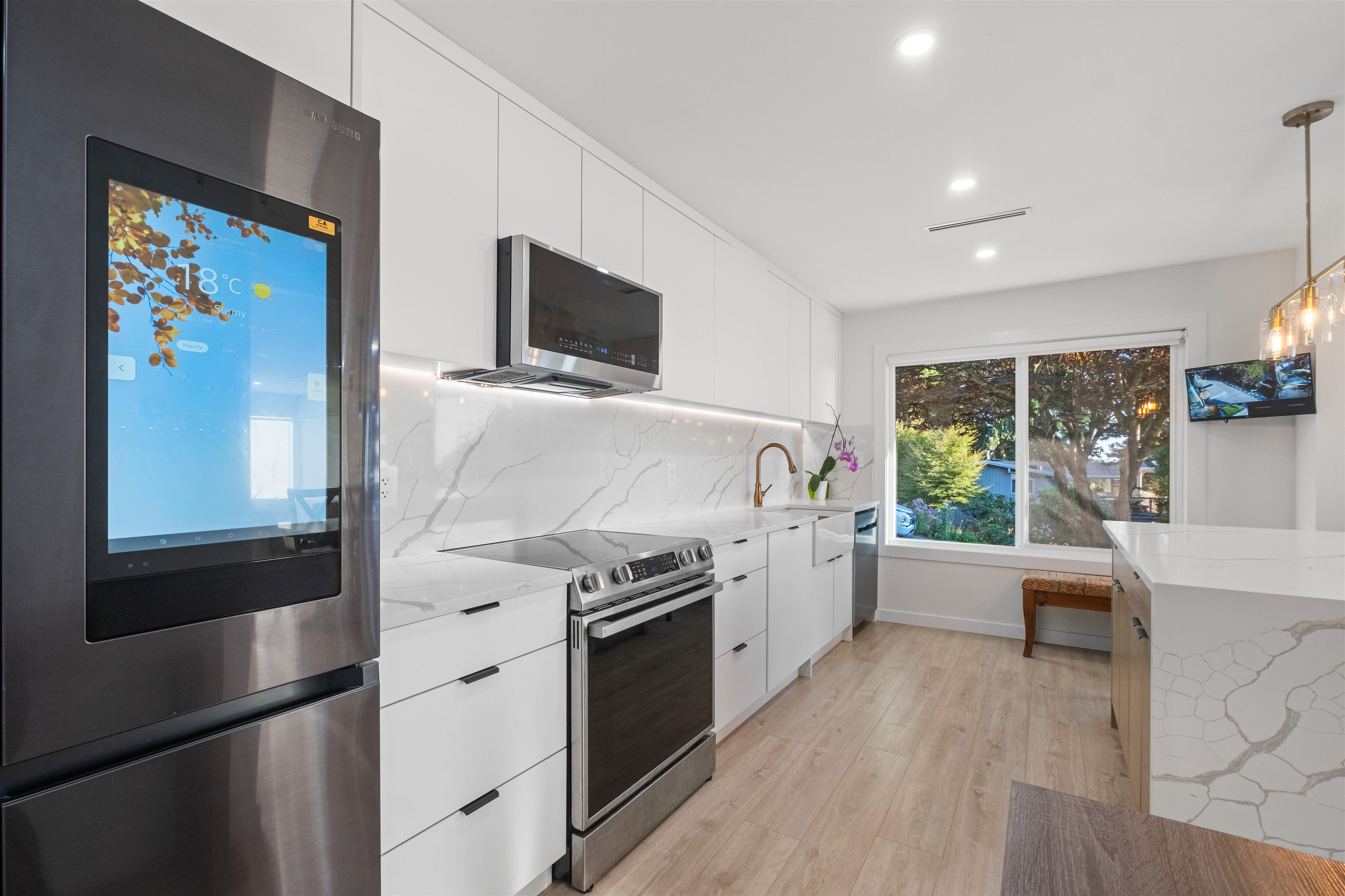 Listing image of 3812 DALKEITH DRIVE