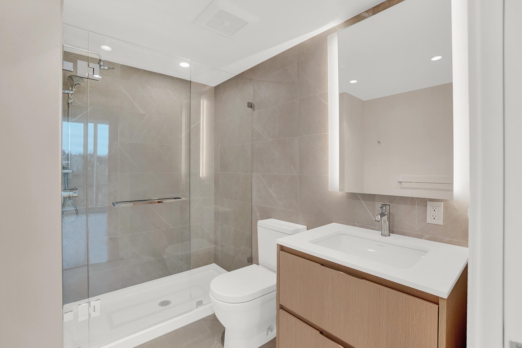 Listing image of 901 1500 FERN STREET