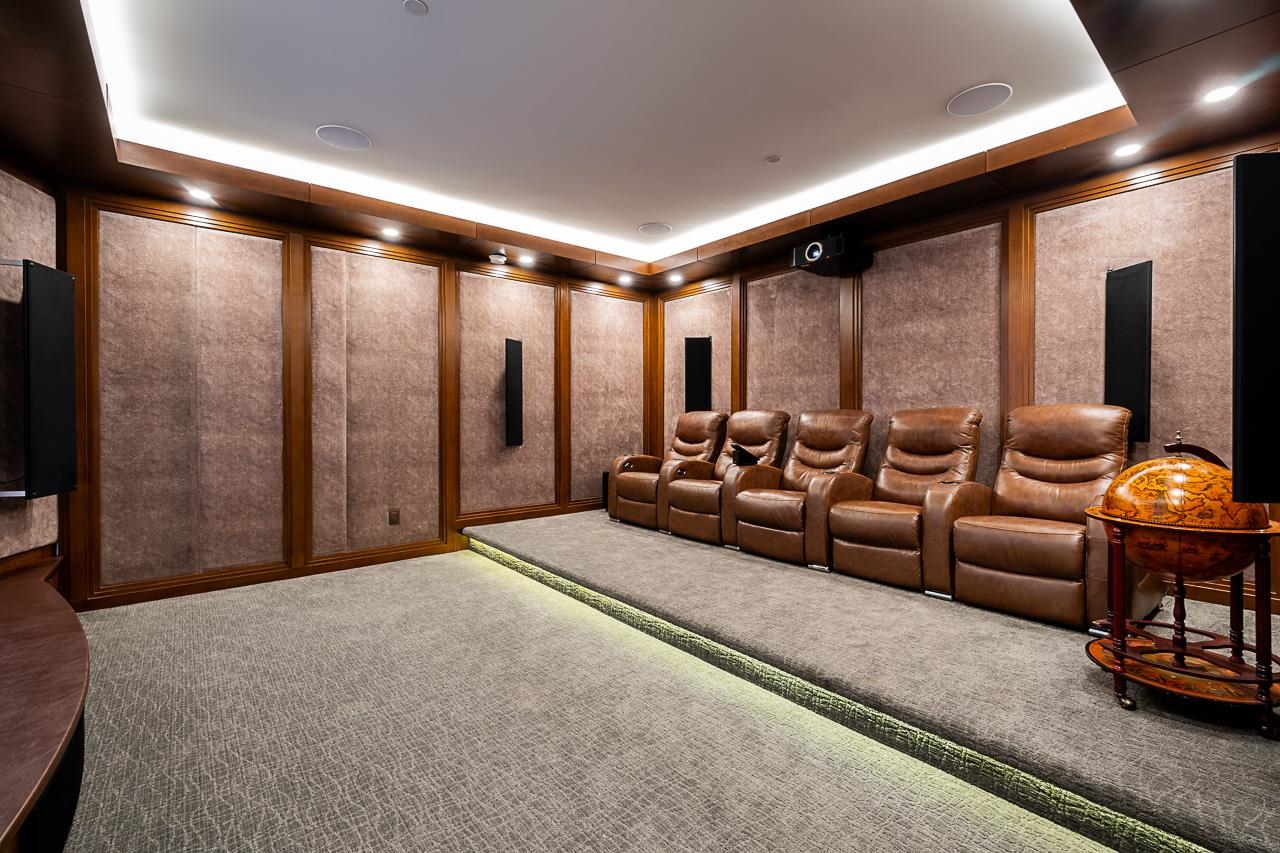 Listing image of 558 GLENROSS ROAD