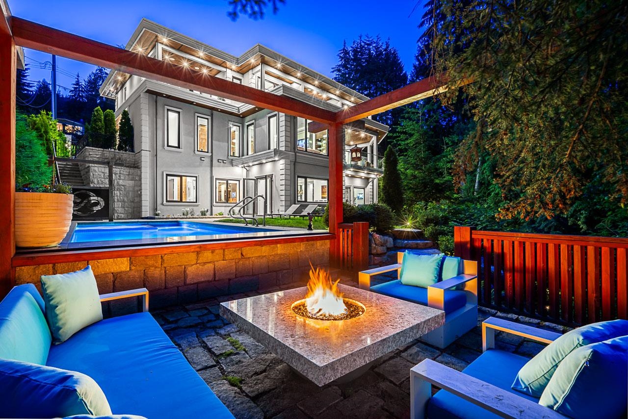 Listing image of 558 GLENROSS ROAD