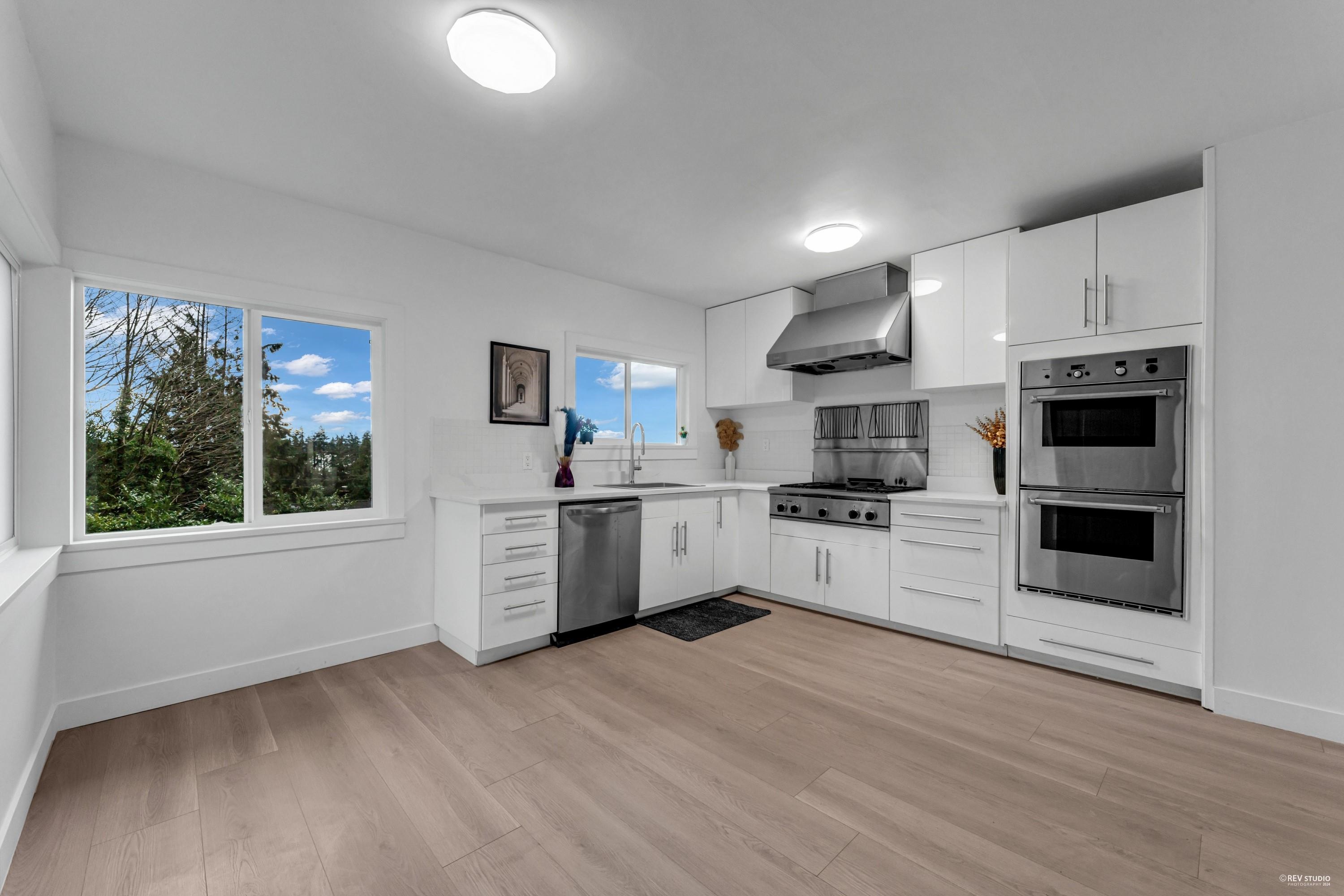 Listing image of 1010 KEITH ROAD