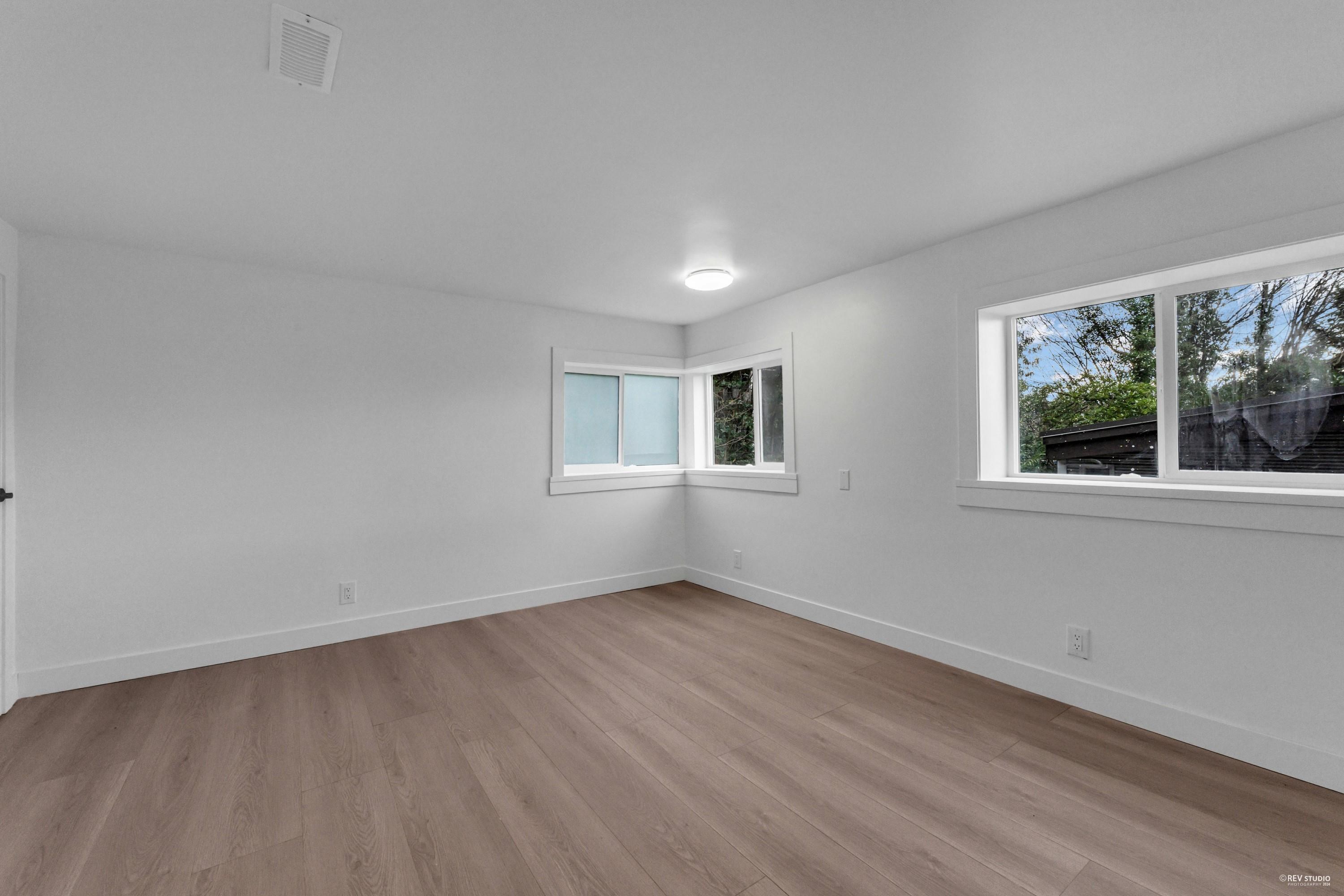 Listing image of 1010 KEITH ROAD