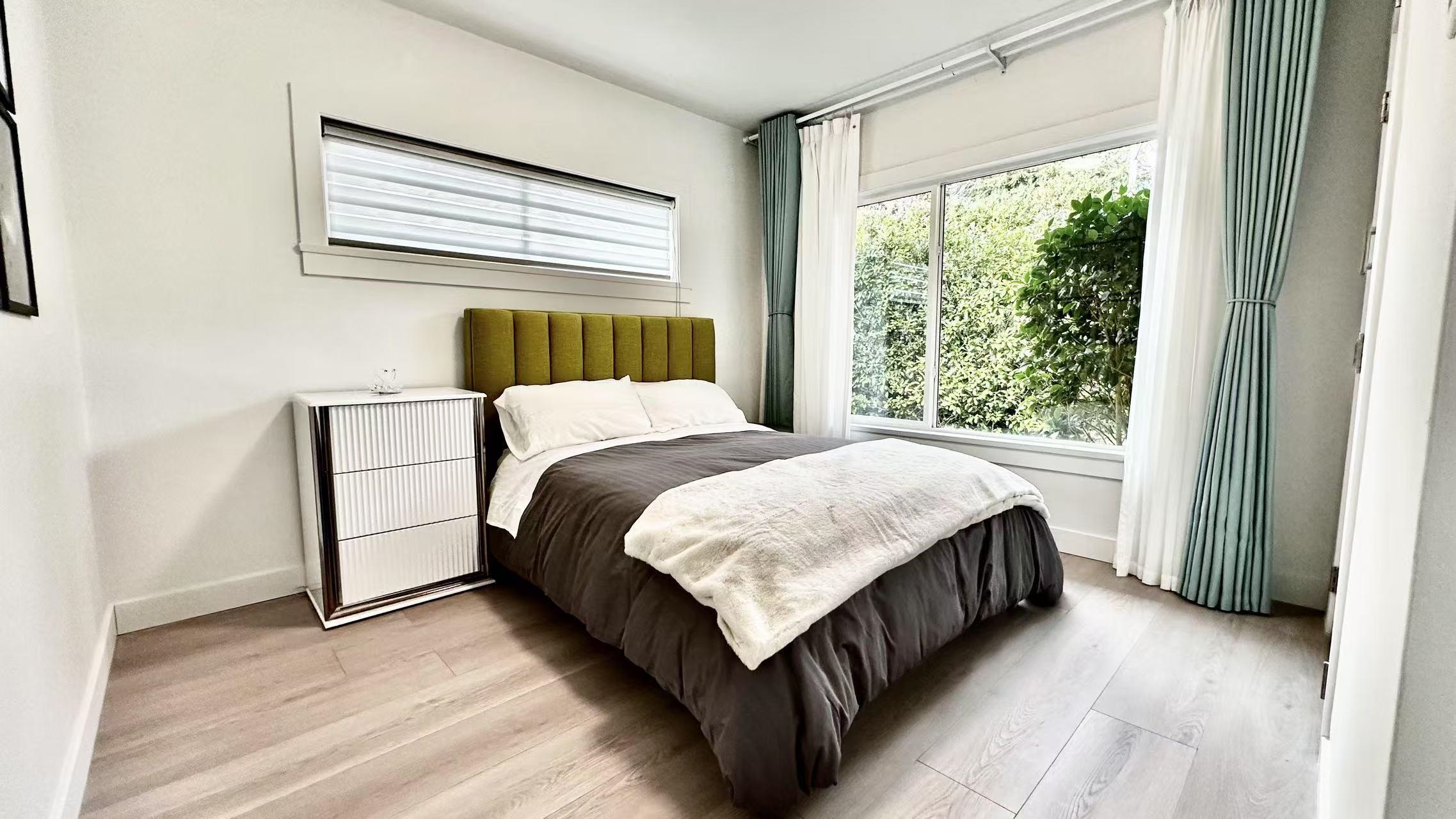Listing image of 1010 KEITH ROAD