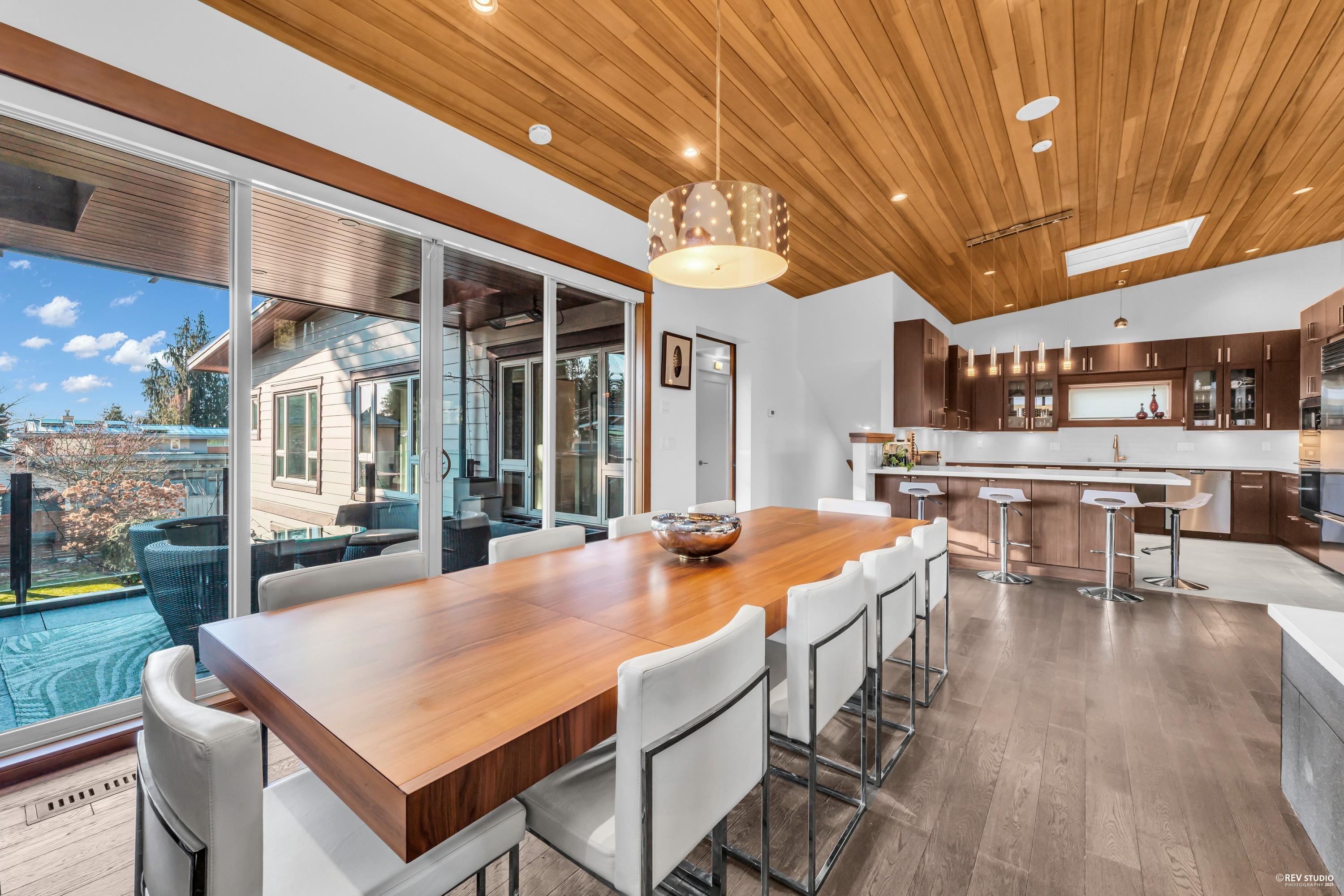 Listing image of 1318 INGLEWOOD AVENUE