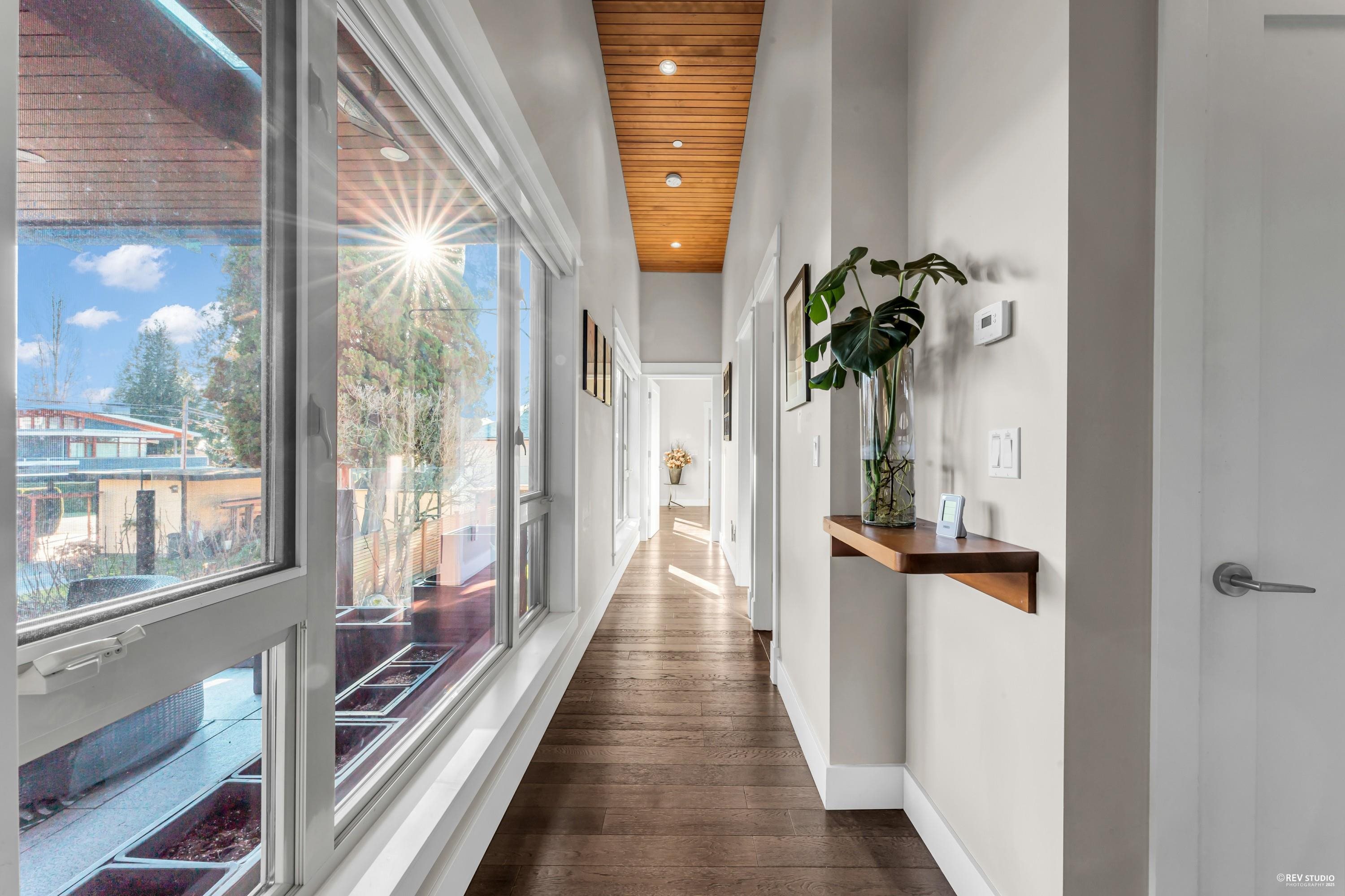 Listing image of 1318 INGLEWOOD AVENUE