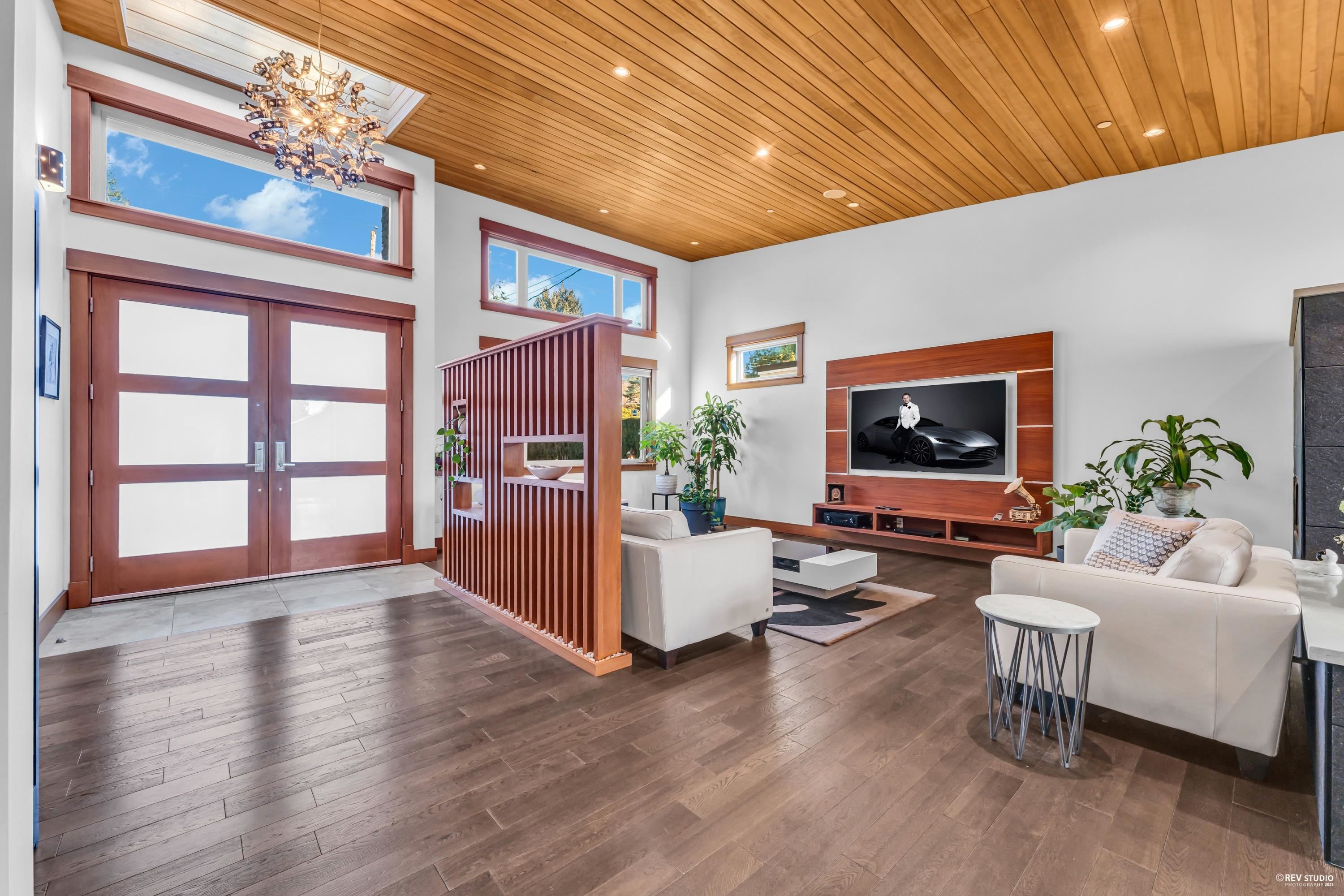 Listing image of 1318 INGLEWOOD AVENUE