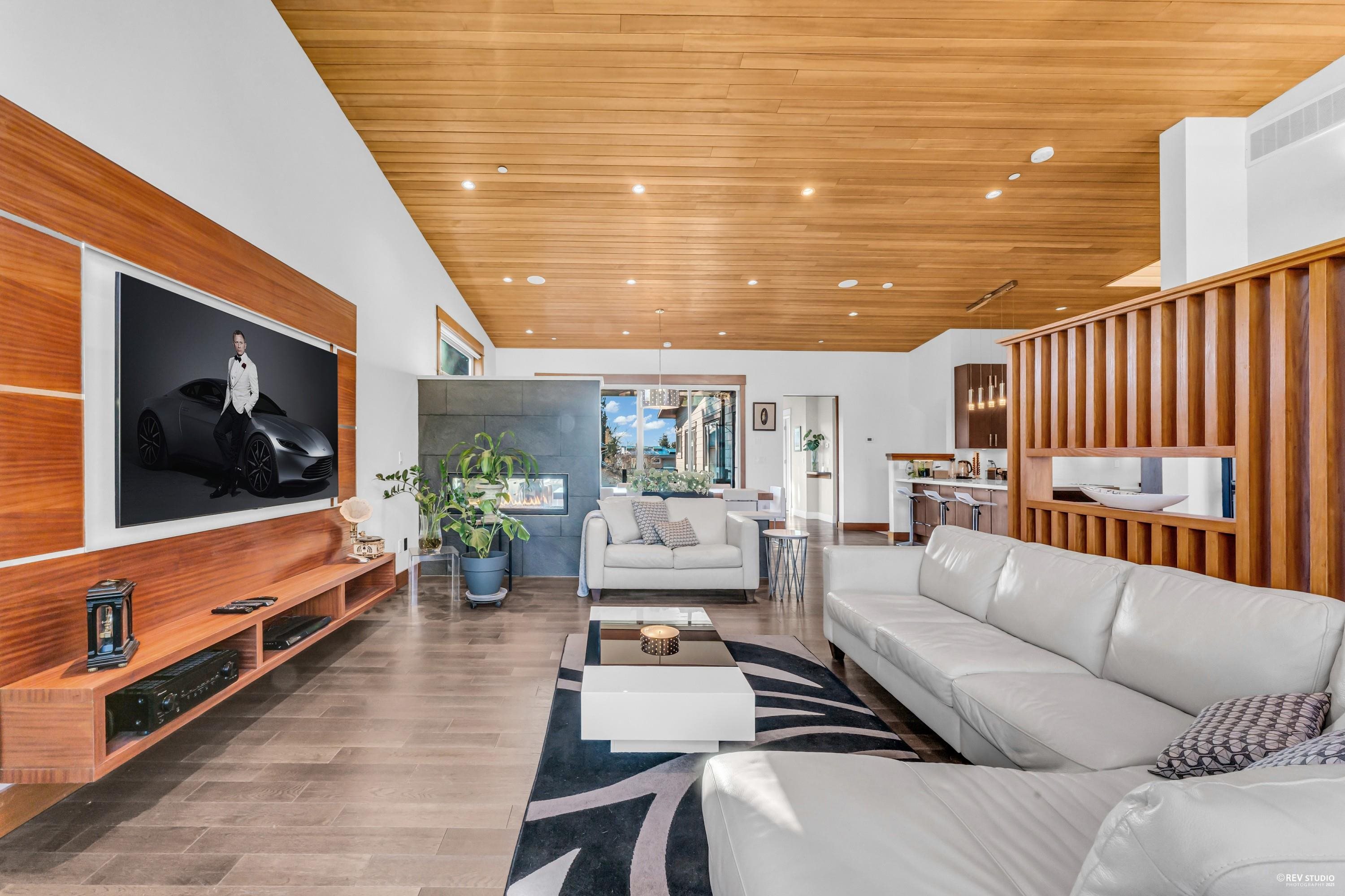 Listing image of 1318 INGLEWOOD AVENUE